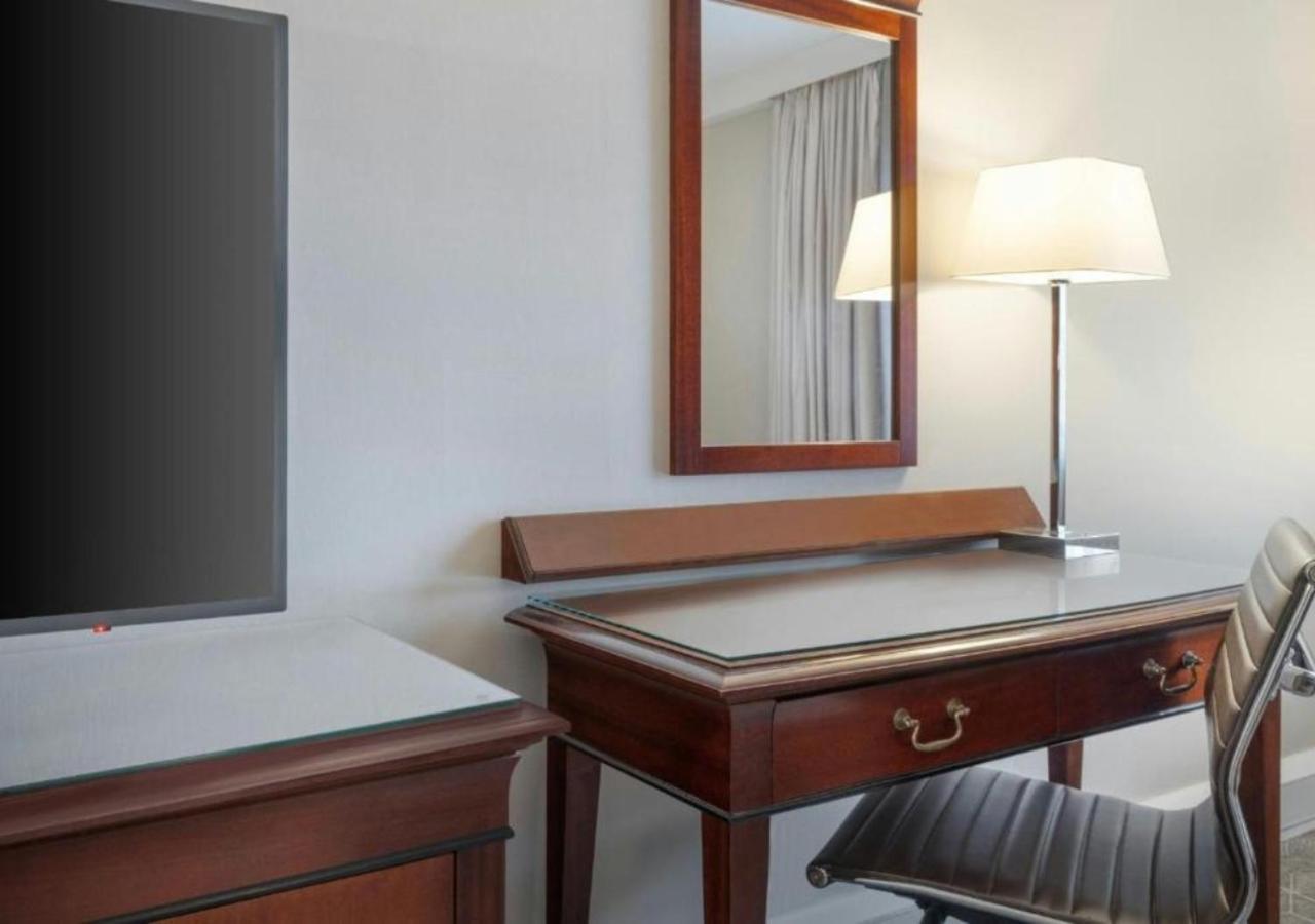 King Room with Sofa Bed