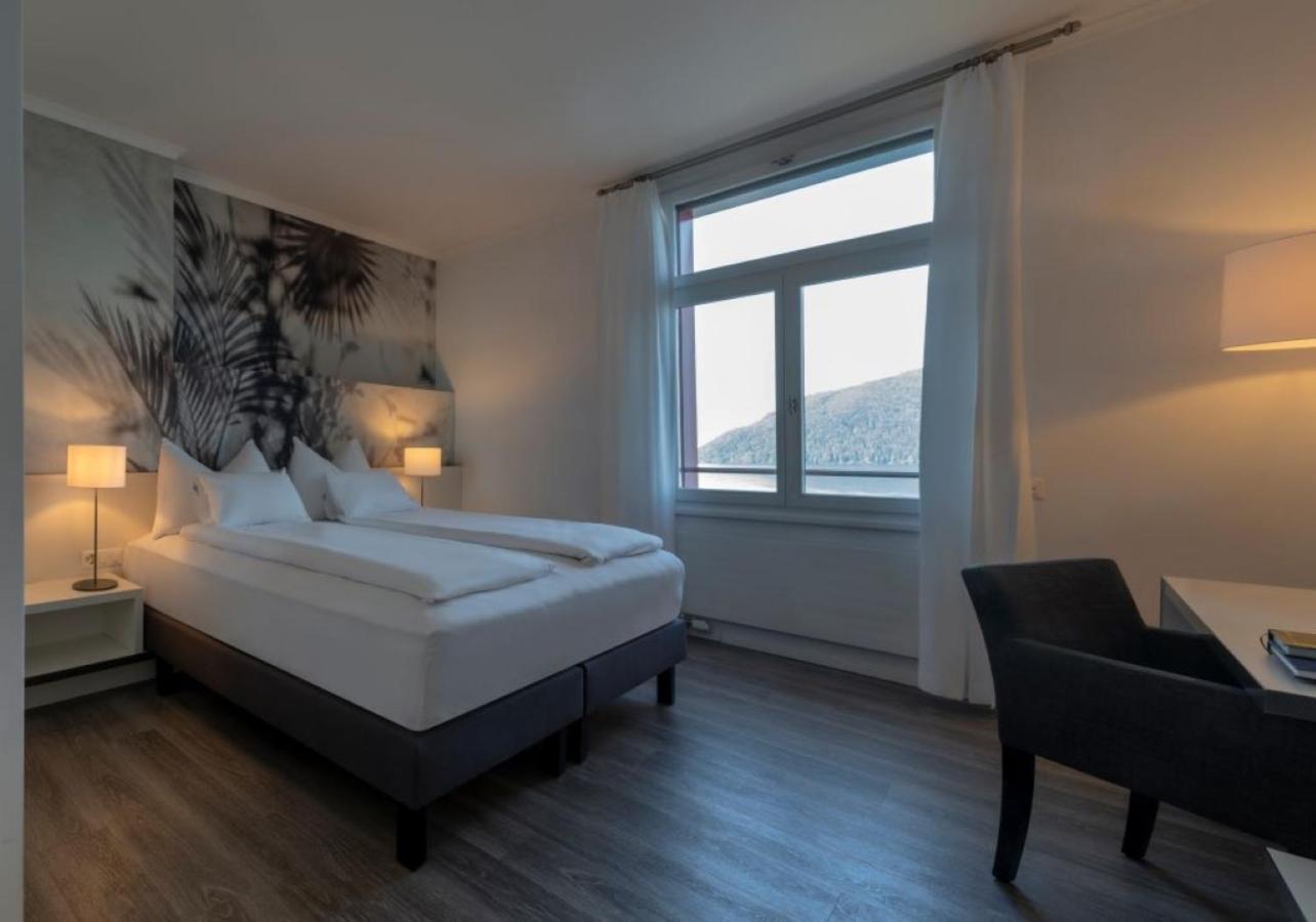 Double Room with Lake View