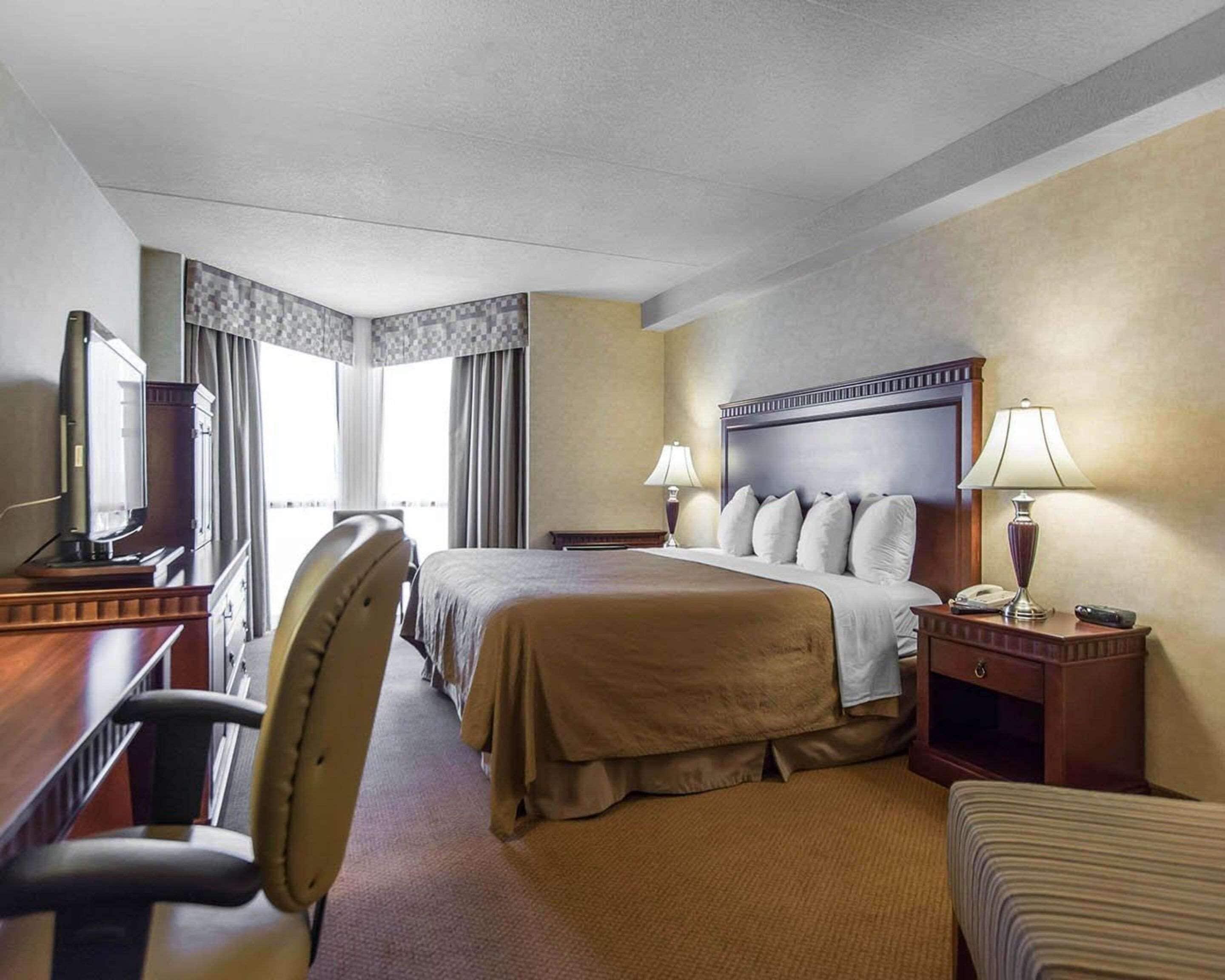 King Room,1706153174:JPEG
