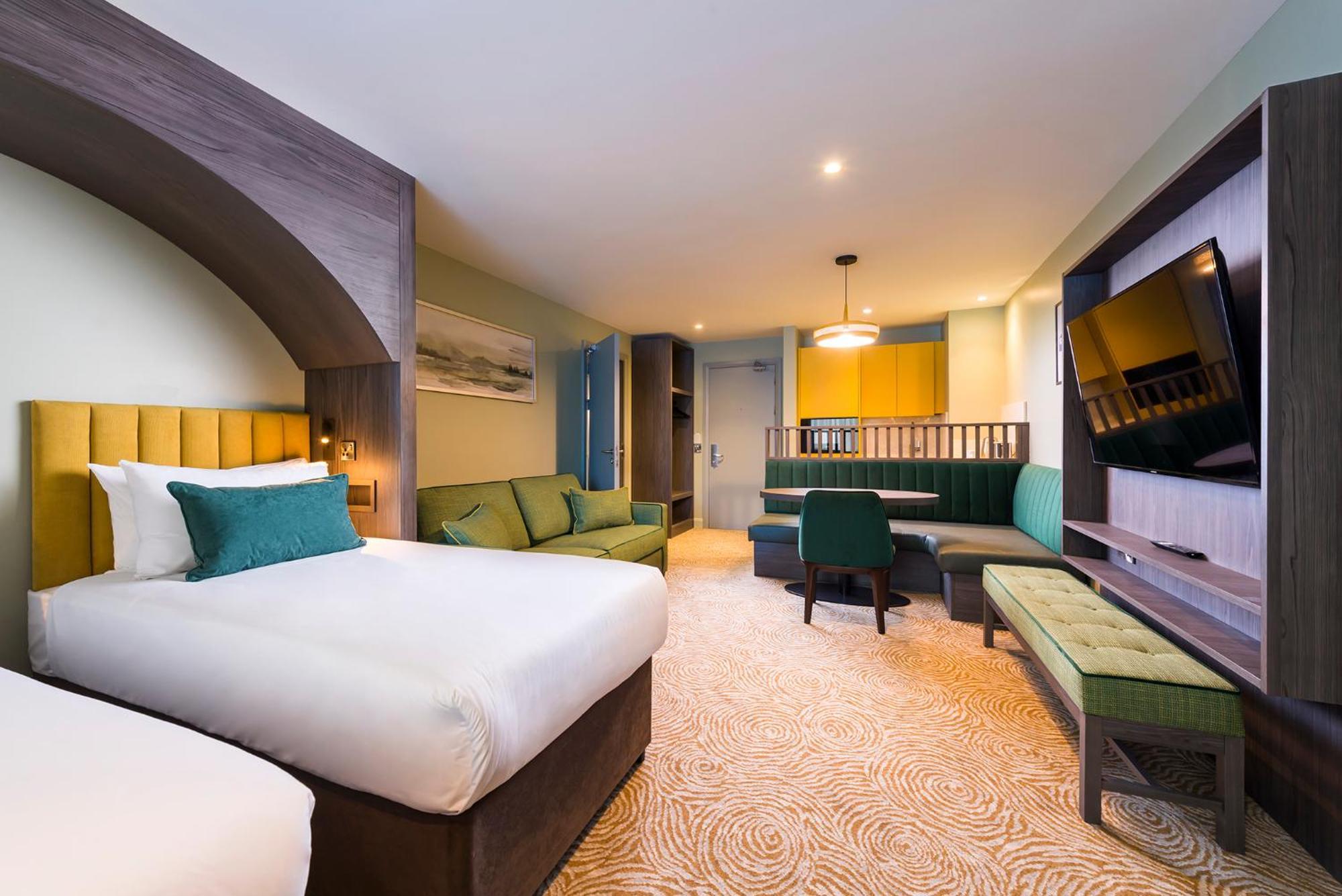 One-Bedroom Suite