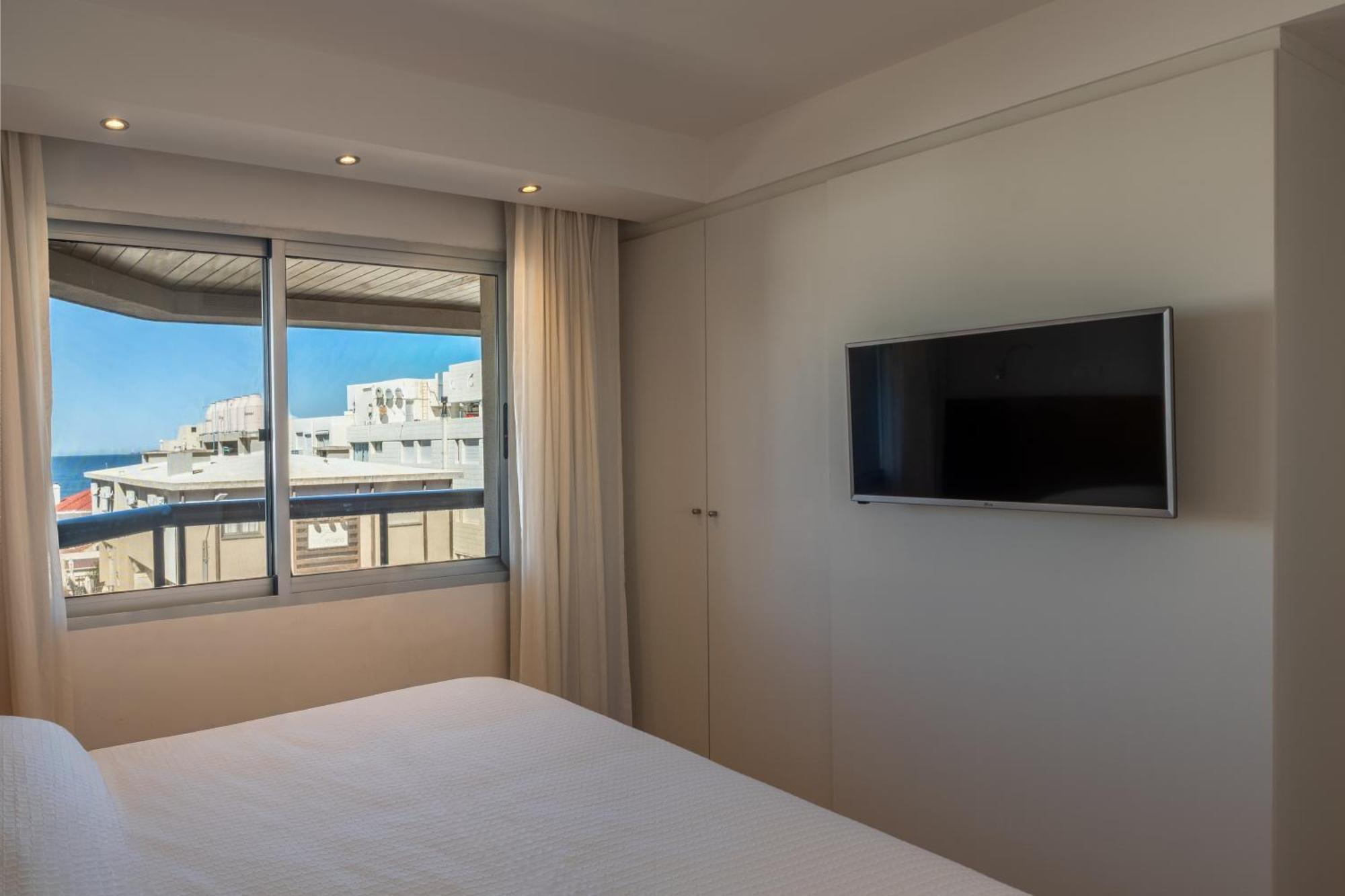 Premium Suite