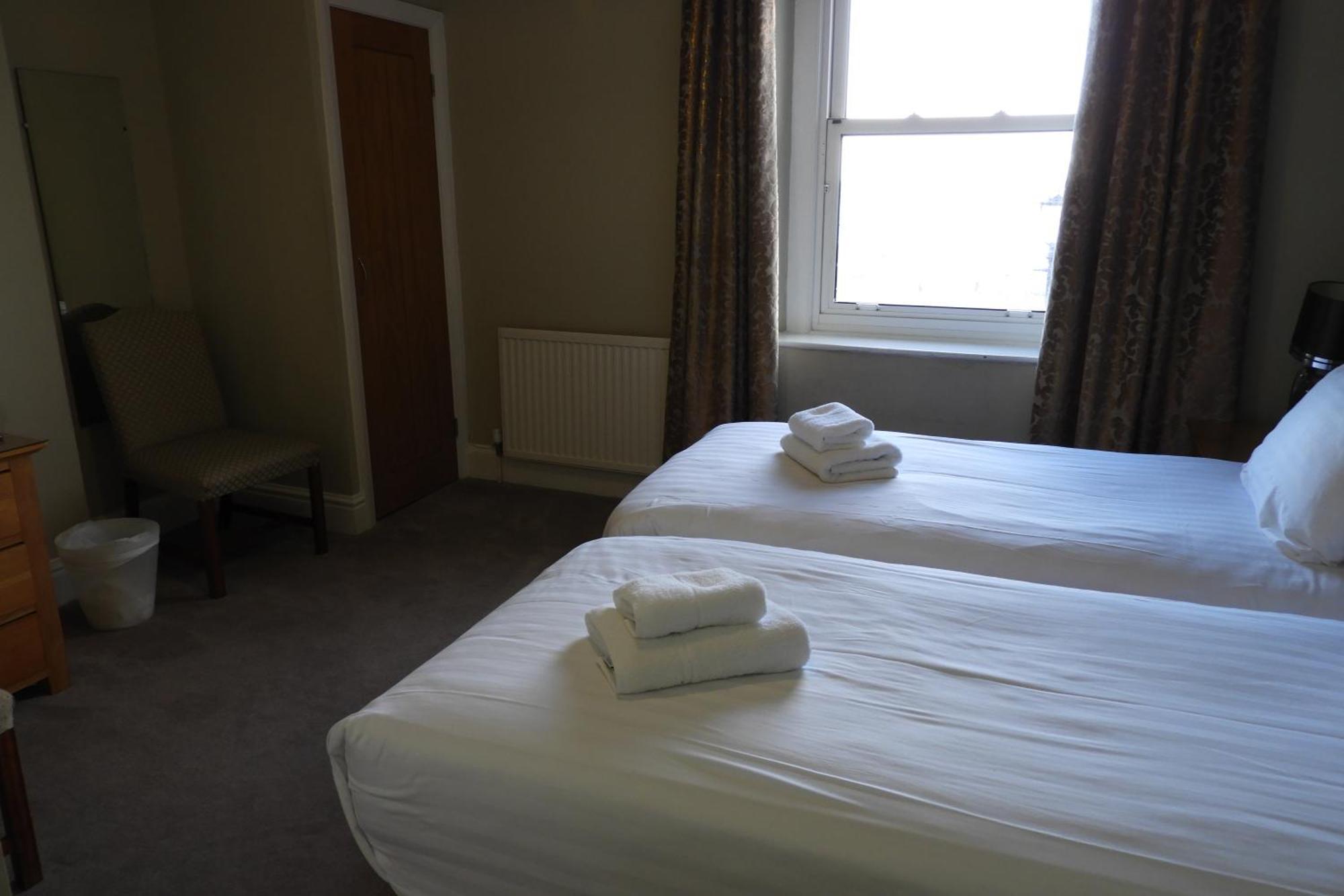Twin Room with Sea View