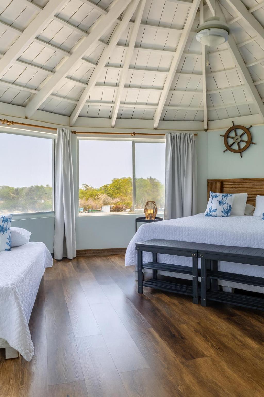 Habitación Triple Estándar con vistas al mar