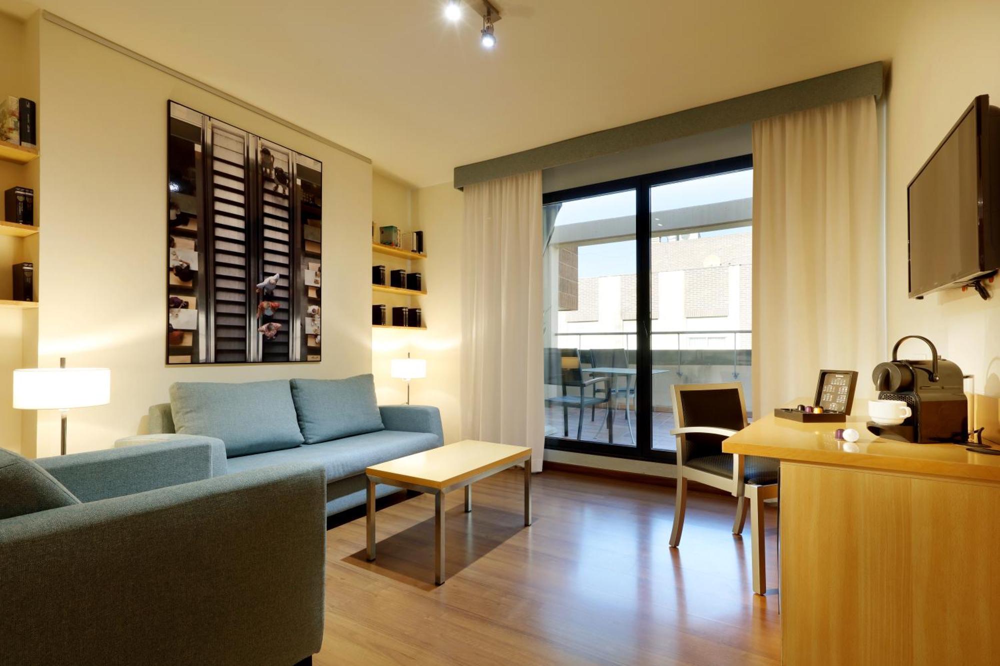 Standard Suite,1708049147:JPEG