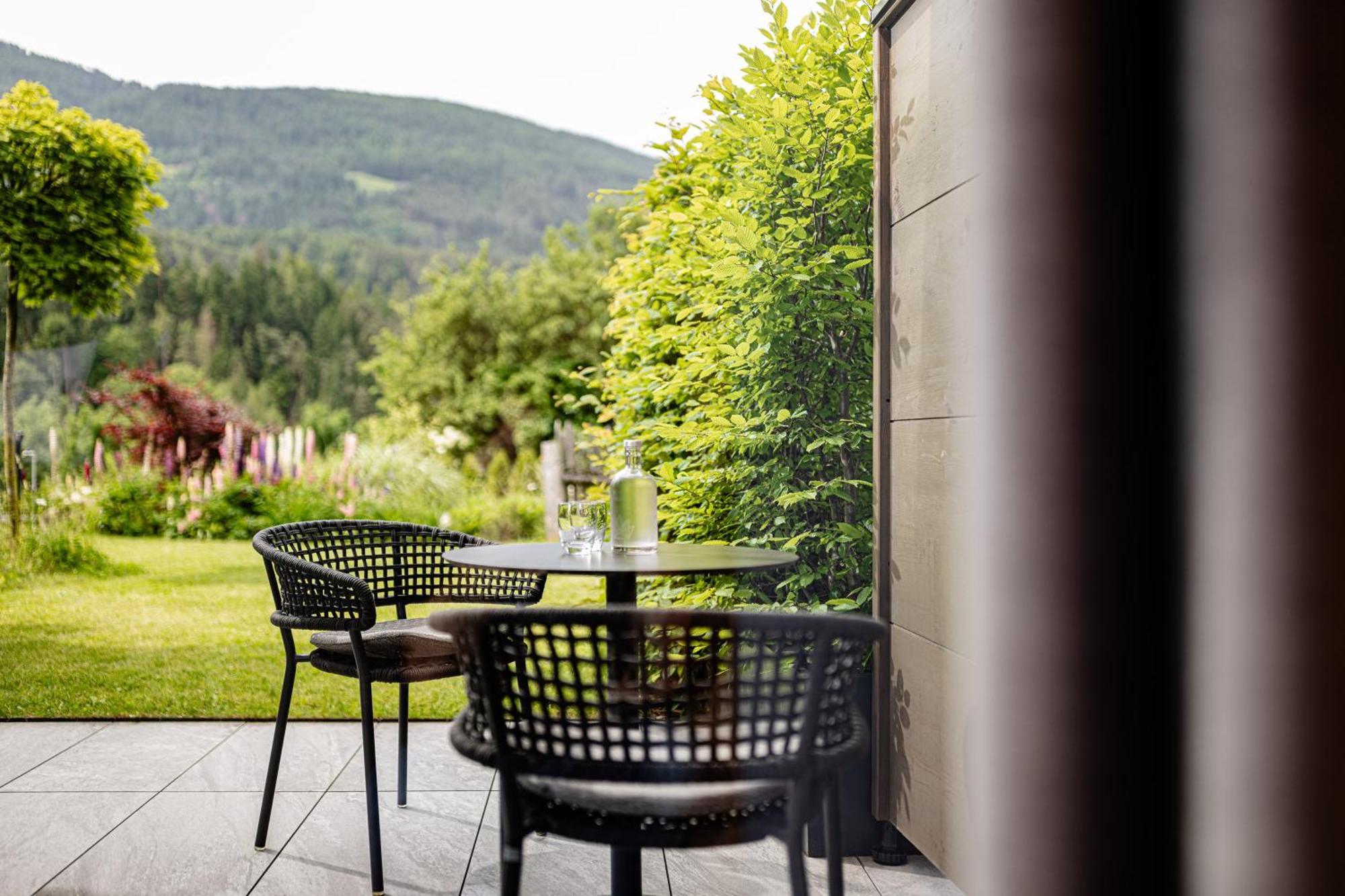 Suite Garden View,1714075313:JPEG