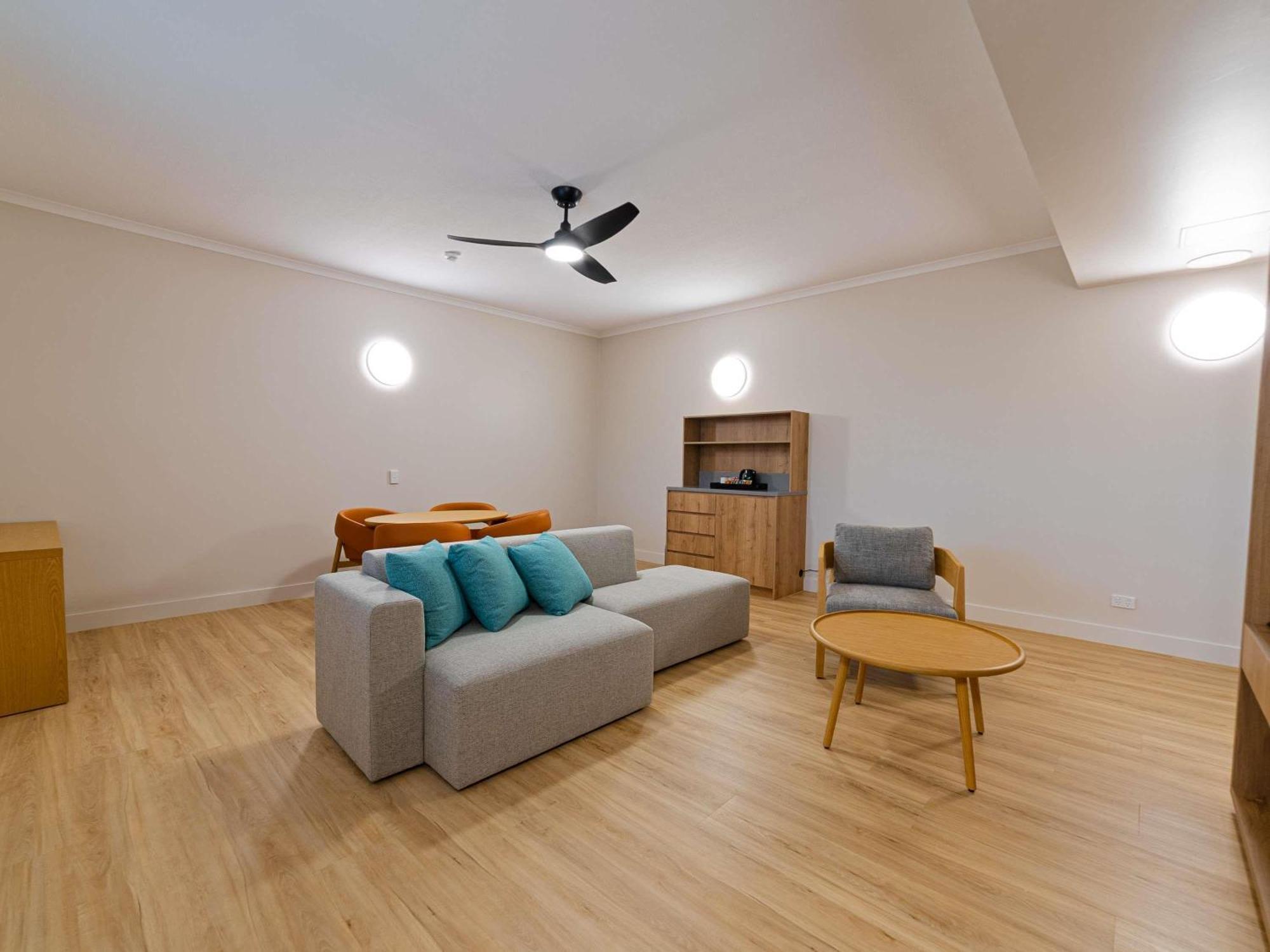 One-Bedroom Executive Suite