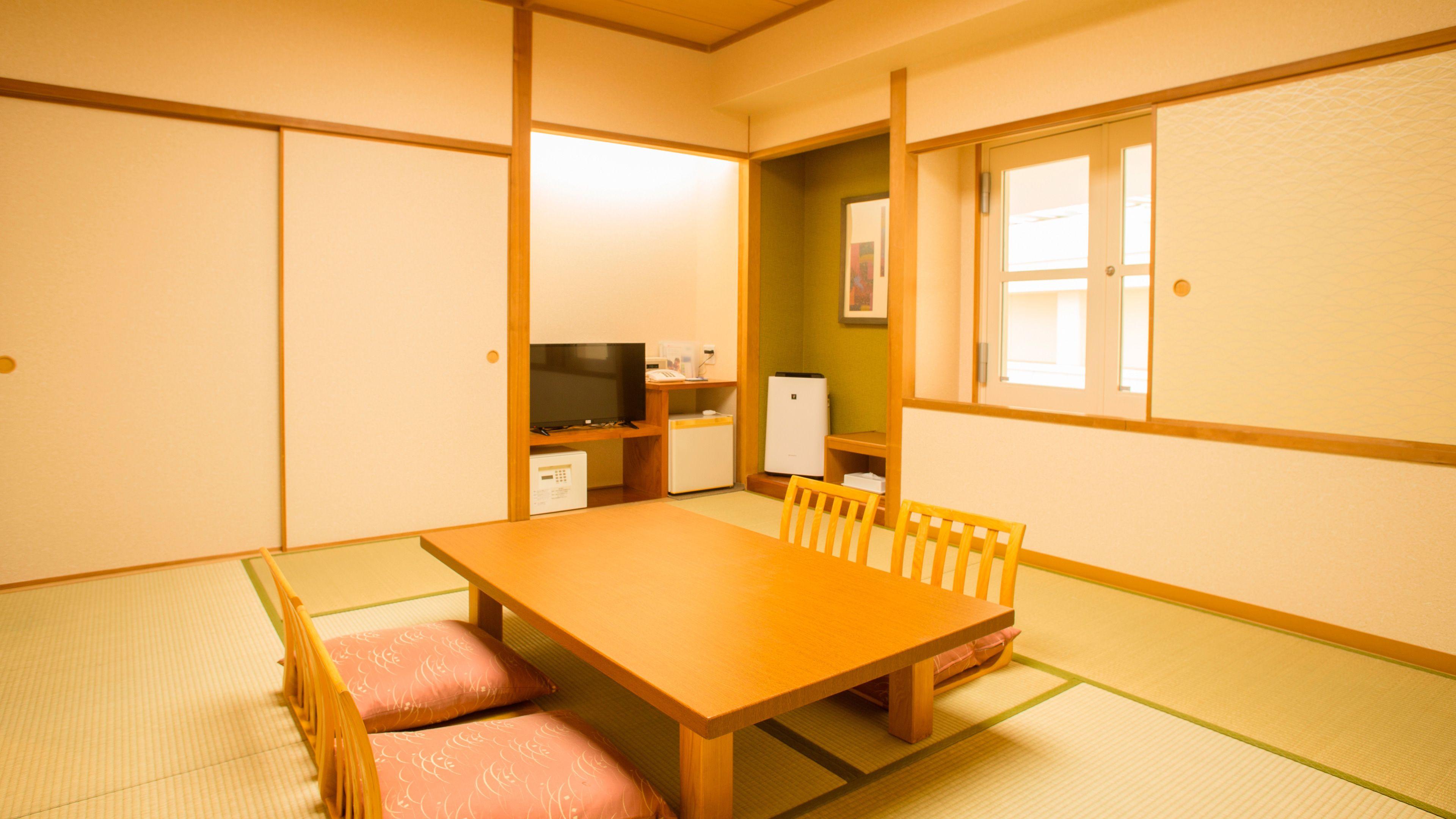 Standard Room with Five Futon Beds