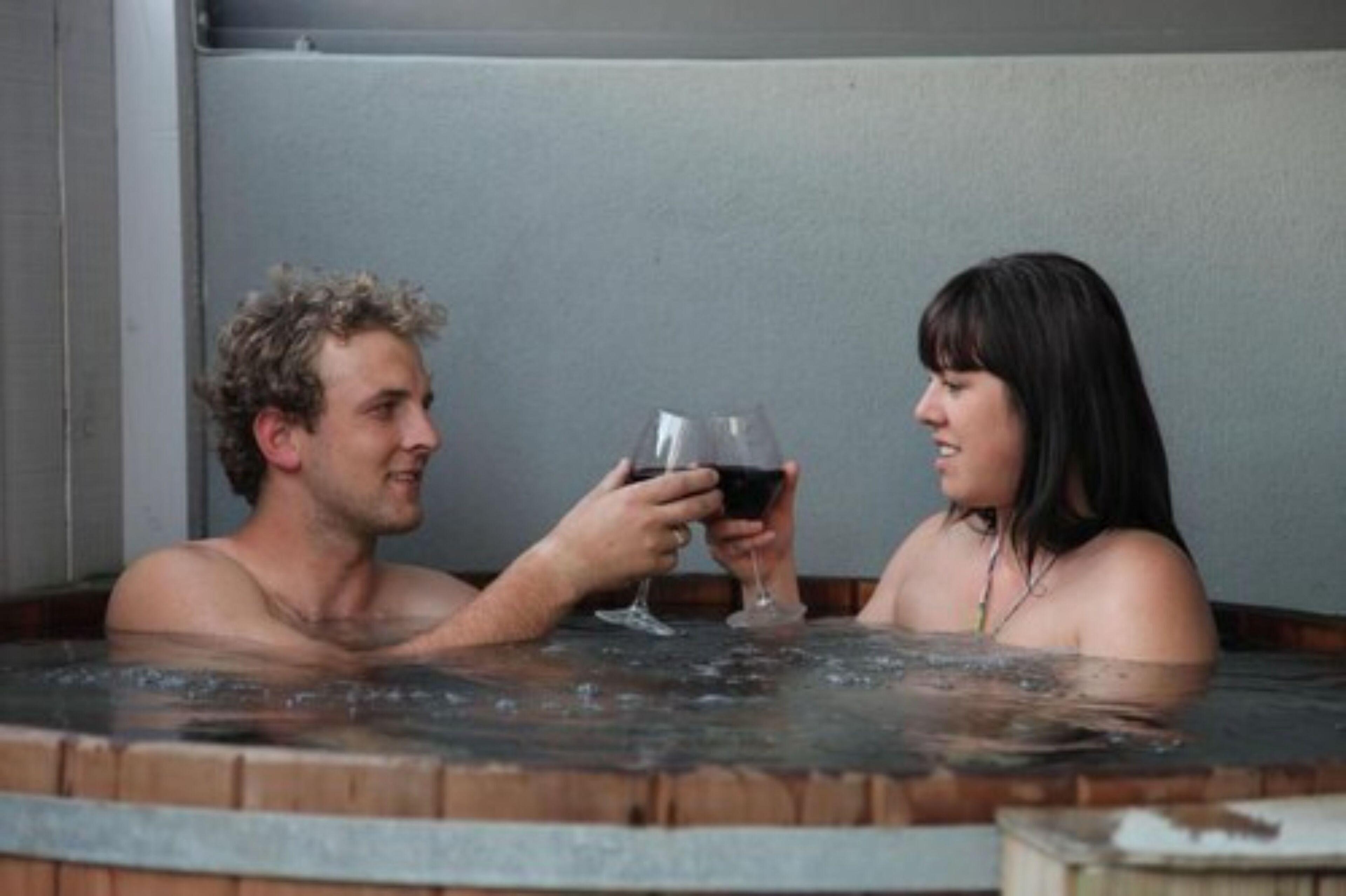 One-Bedroom Unit Hot Tub