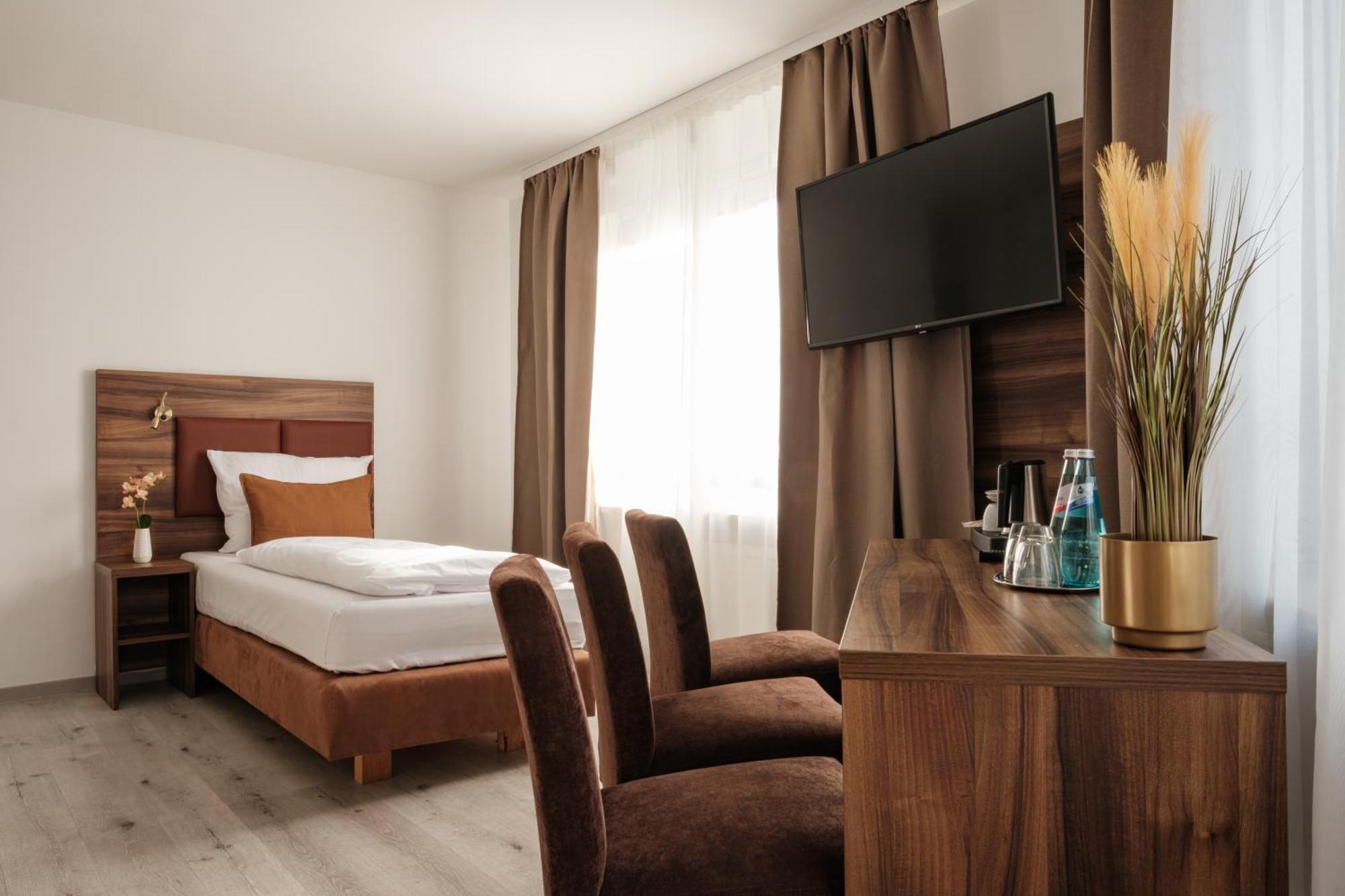 Dreibettzimmer