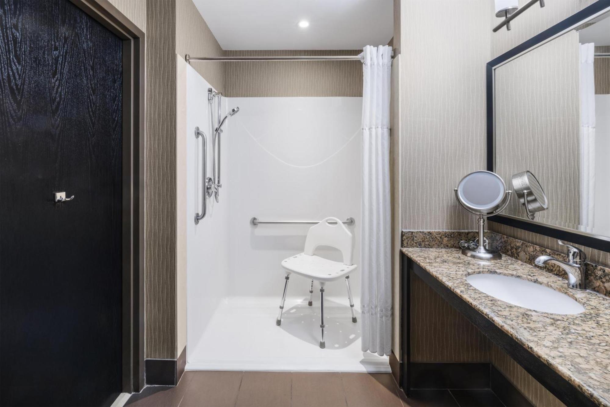 Queen Room Two Queen Beds Roll Shower Disability Access or Non-Smoking
