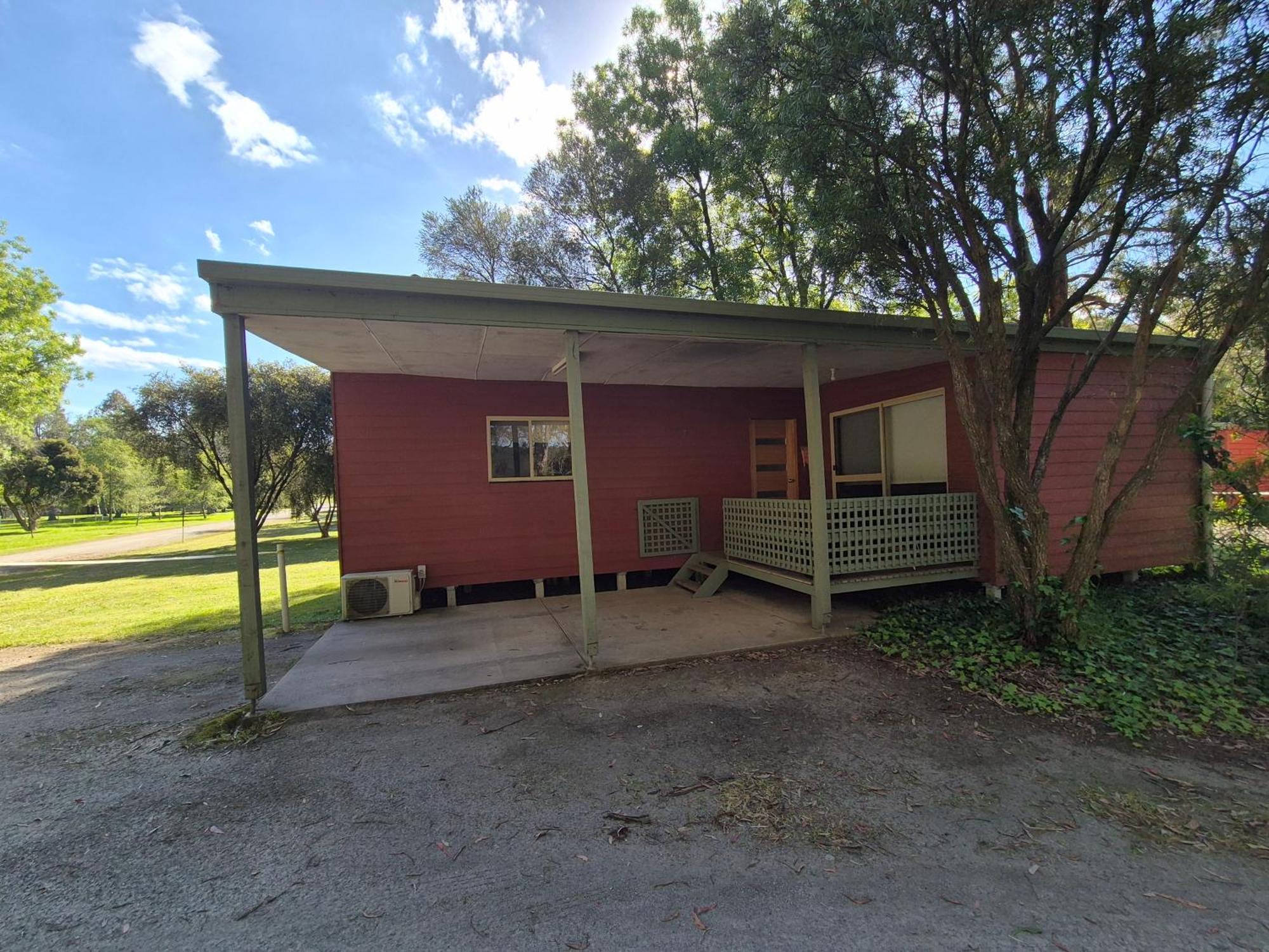 Red Gum Cabin