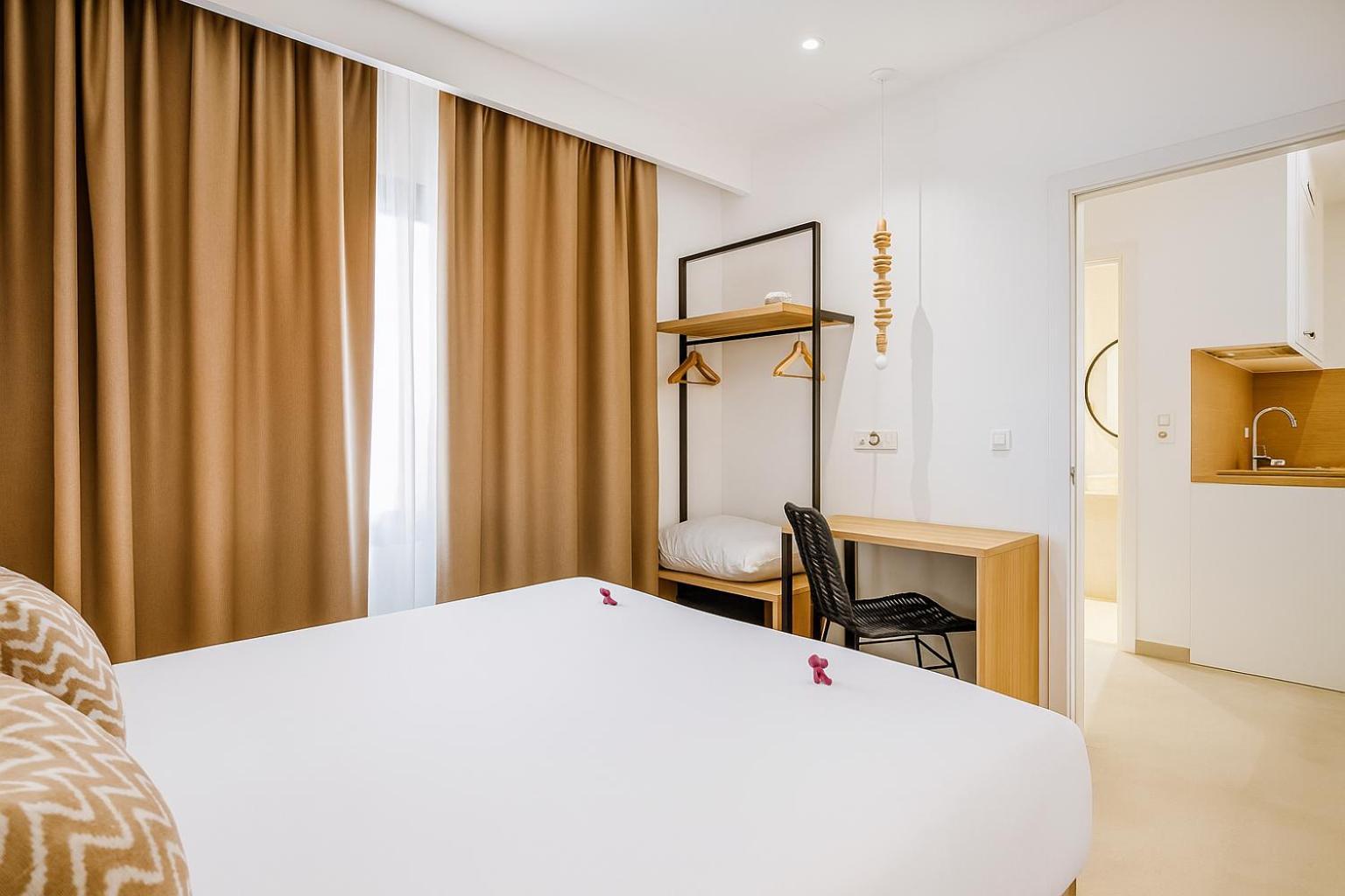Apartamento con vistas a la piscina
