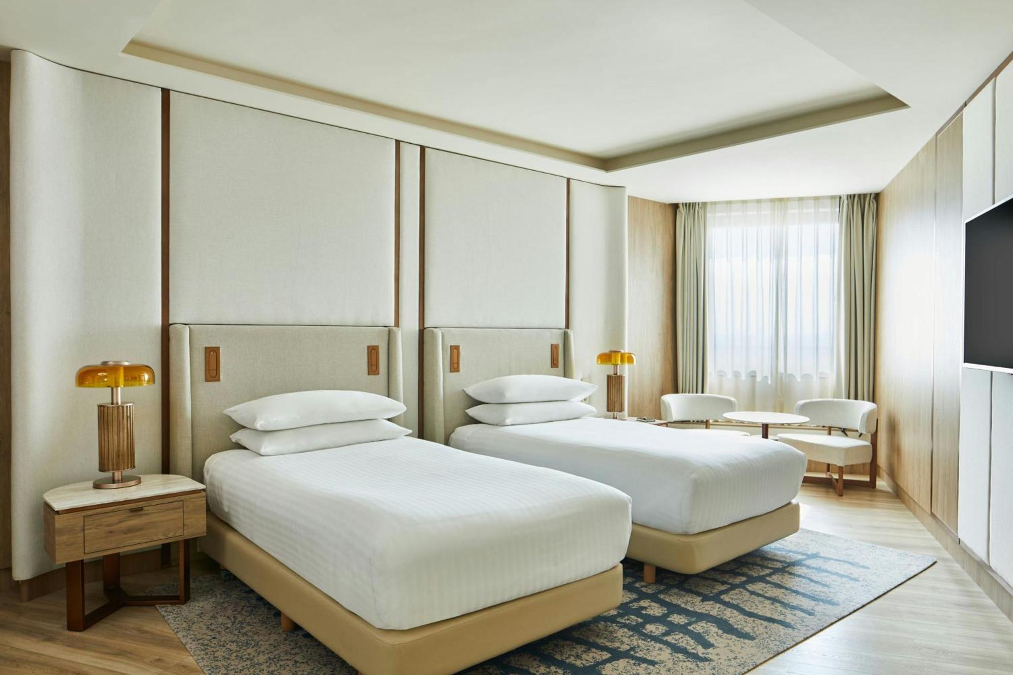 Deluxe Twin Room Two Twin Beds