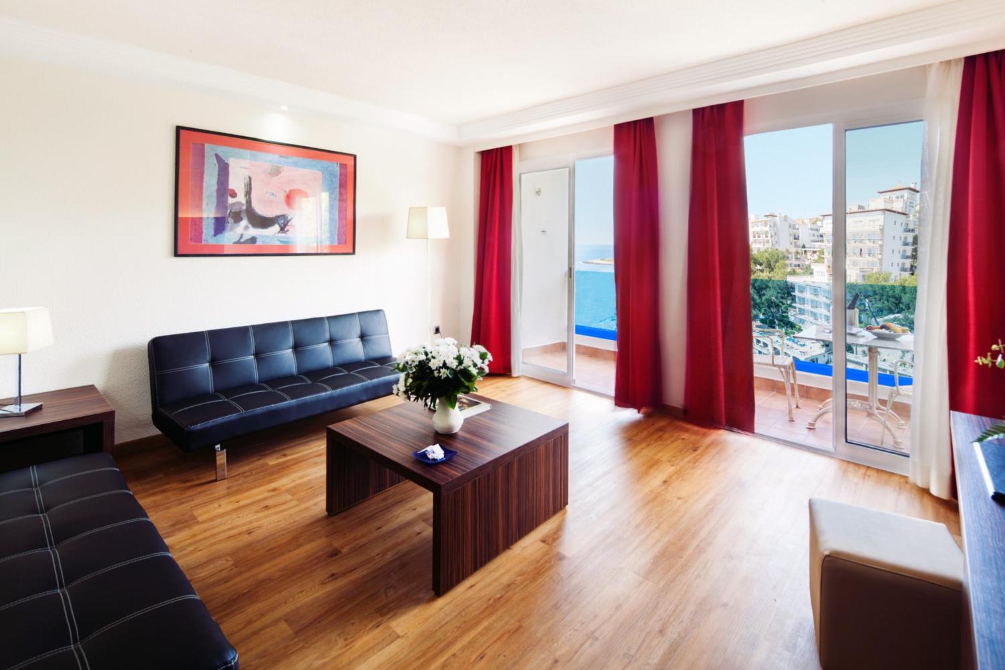 Suite Junior - Vue Latérale sur Mer