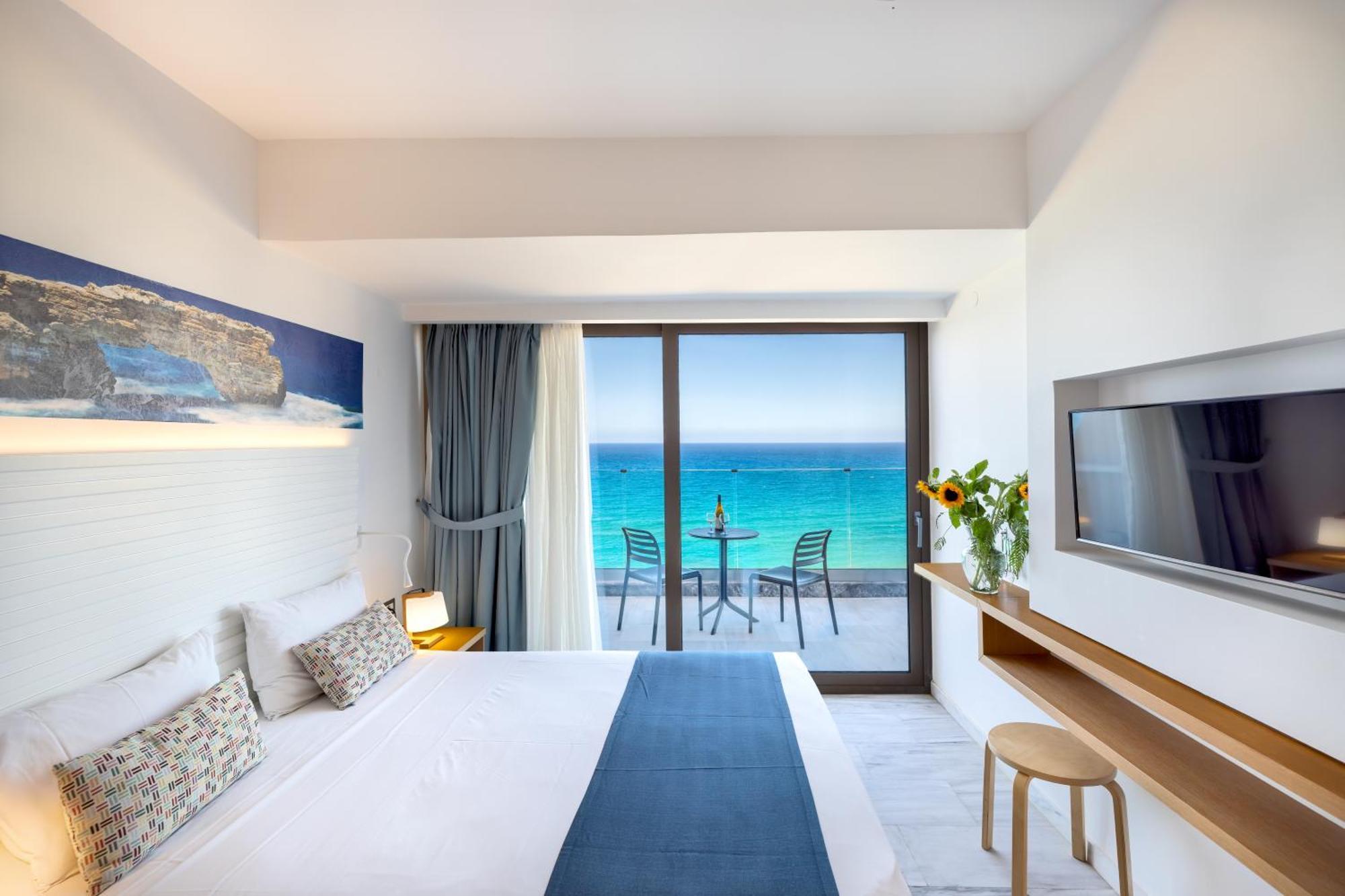 Superior One bedroom Apartment sea view