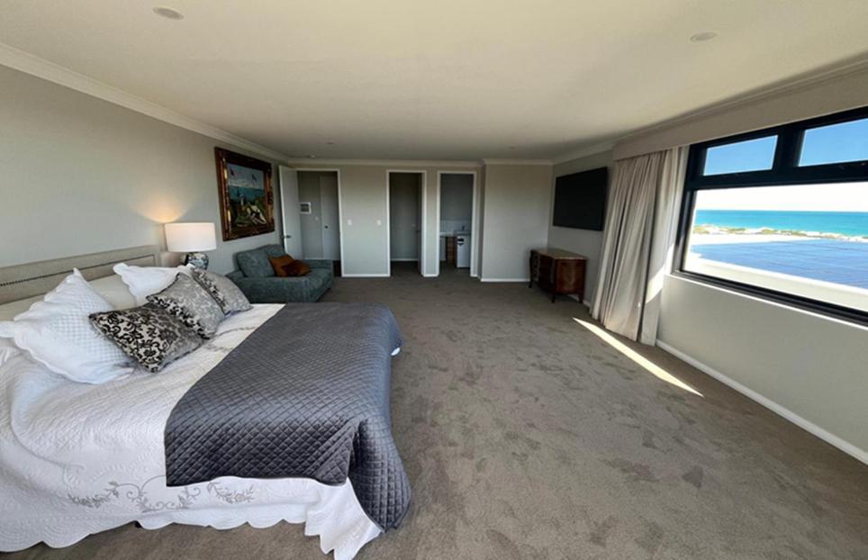 Deluxe Suite Sea View