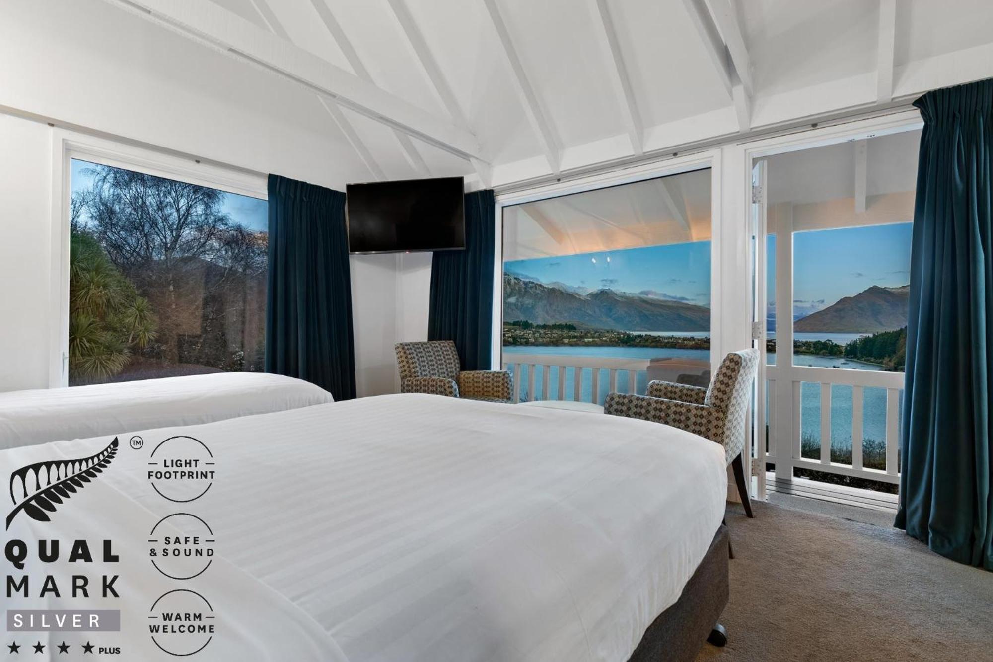 Studio Twin Room a Lake Mountain View