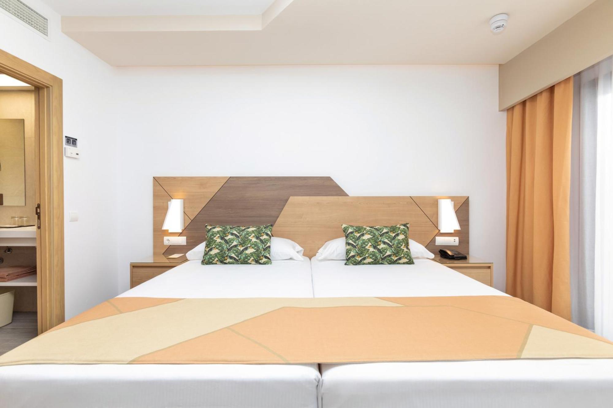 Double Room,1740678644:JPEG