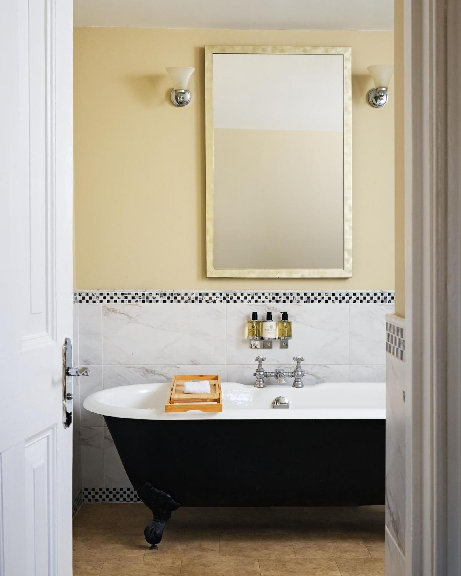 Feature Room