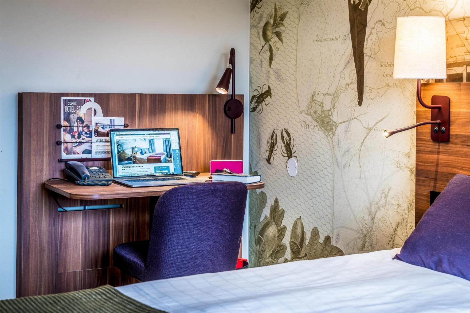 Standard King Room