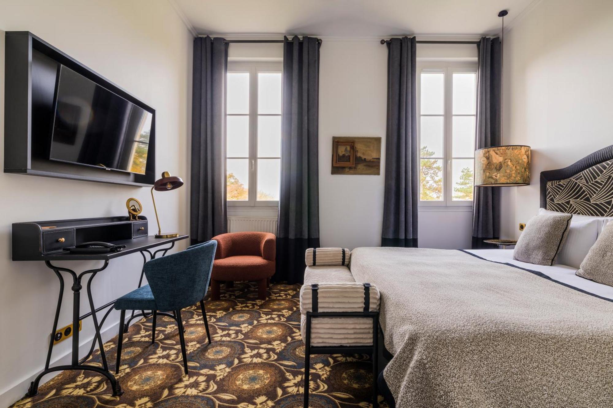 Standard Double or Twin Room - Castle Parc View