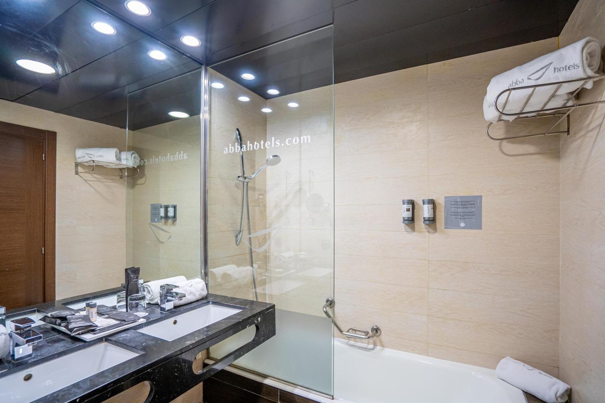 Double or Twin Room,1758274372:JPEG