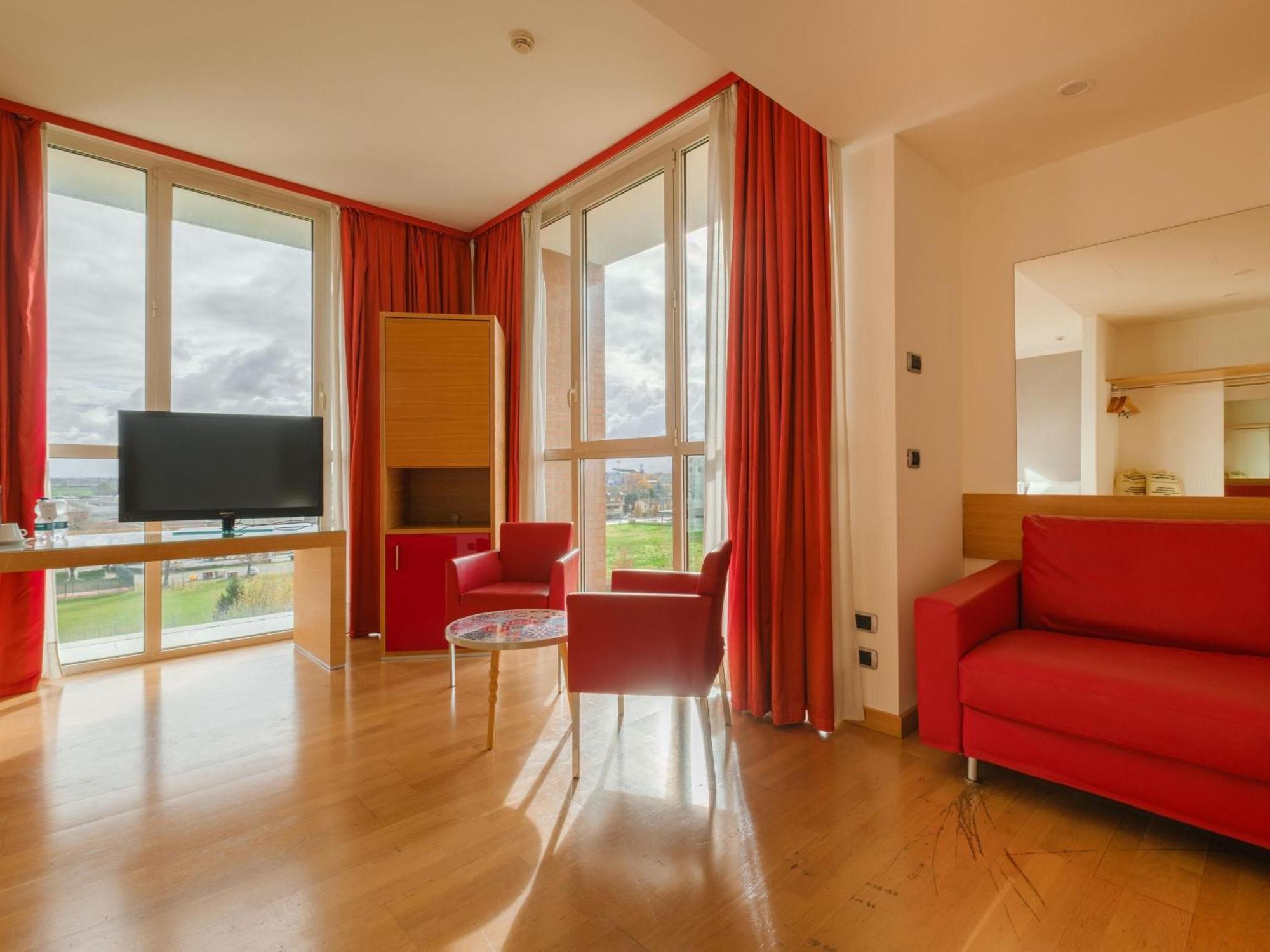 Junior Suite,1742587736:JPEG