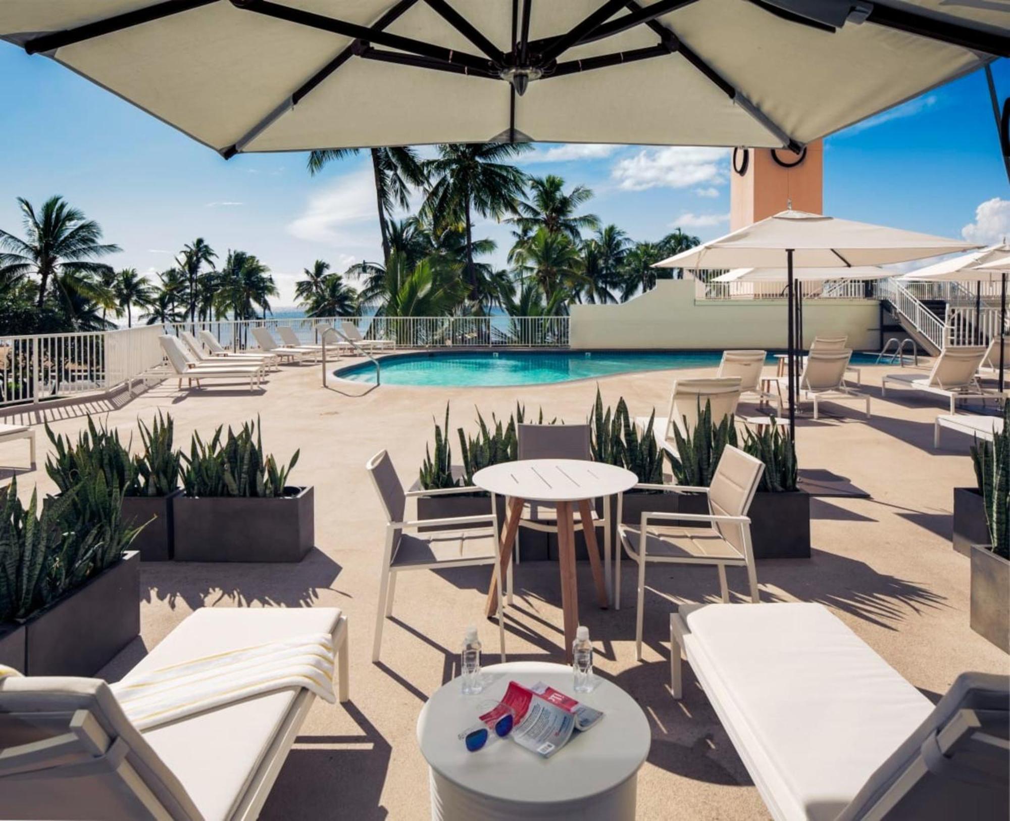 King Room Pool View