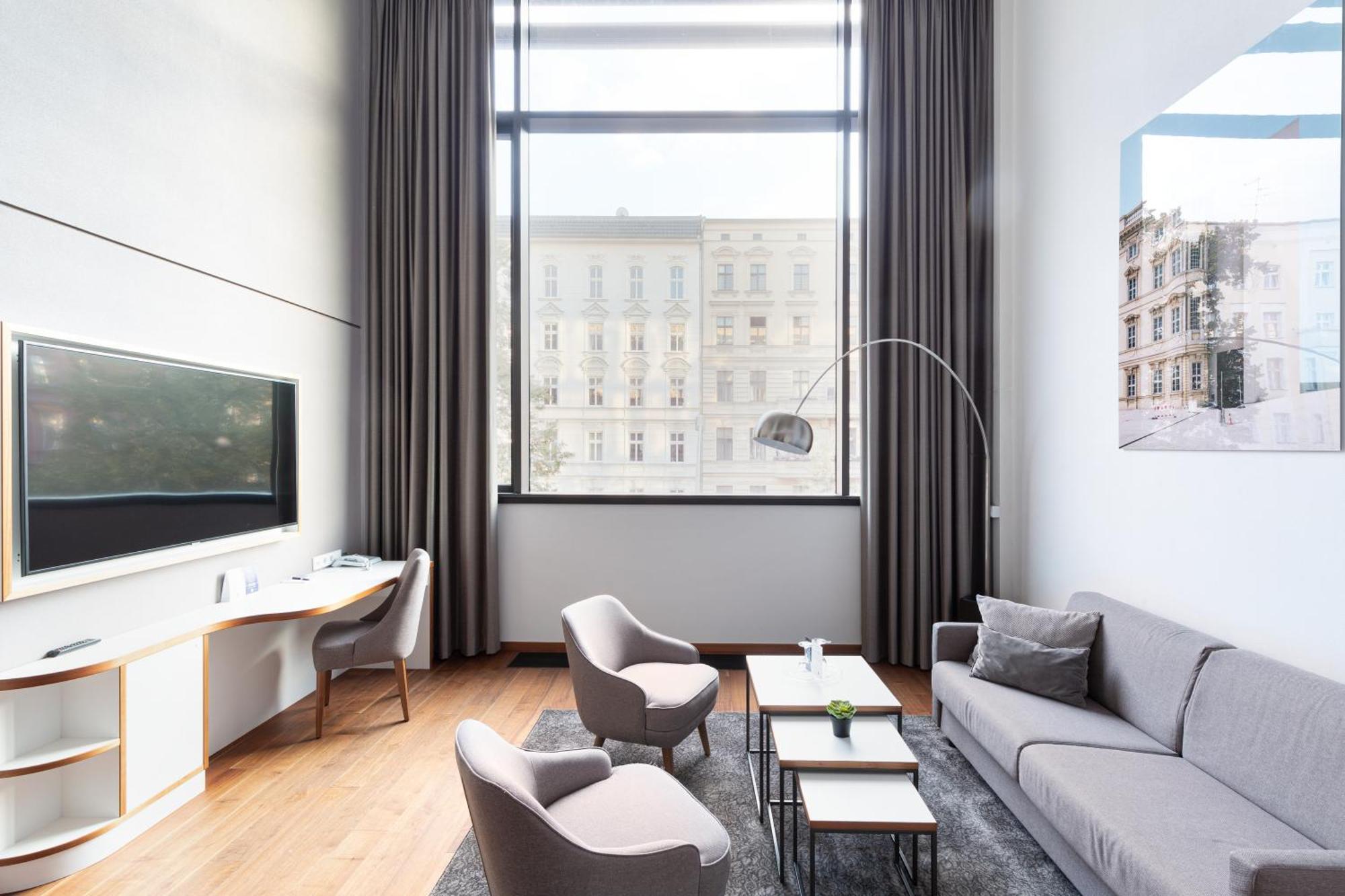 Deluxe Suite