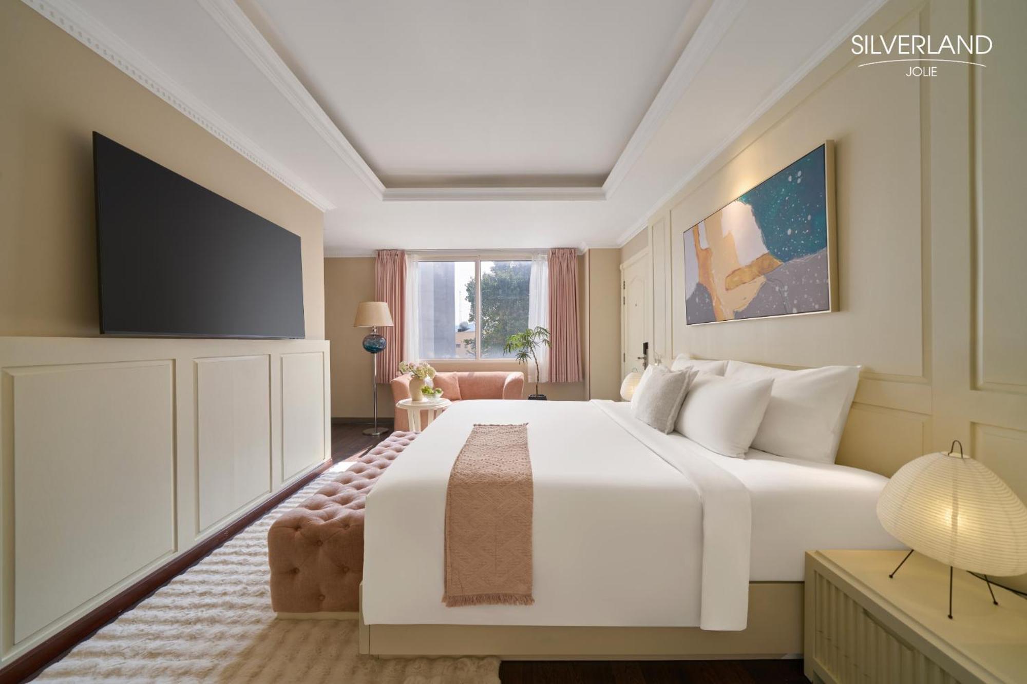 Suite King Bed with Afternoon tea