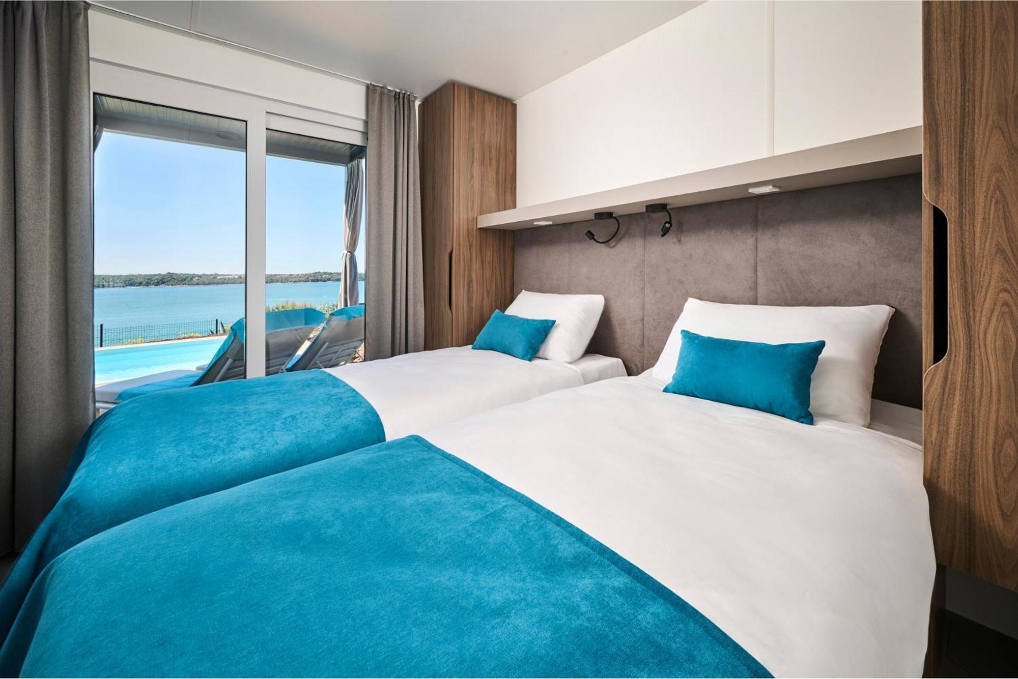 Luxury Sea View Holiday Home private pool