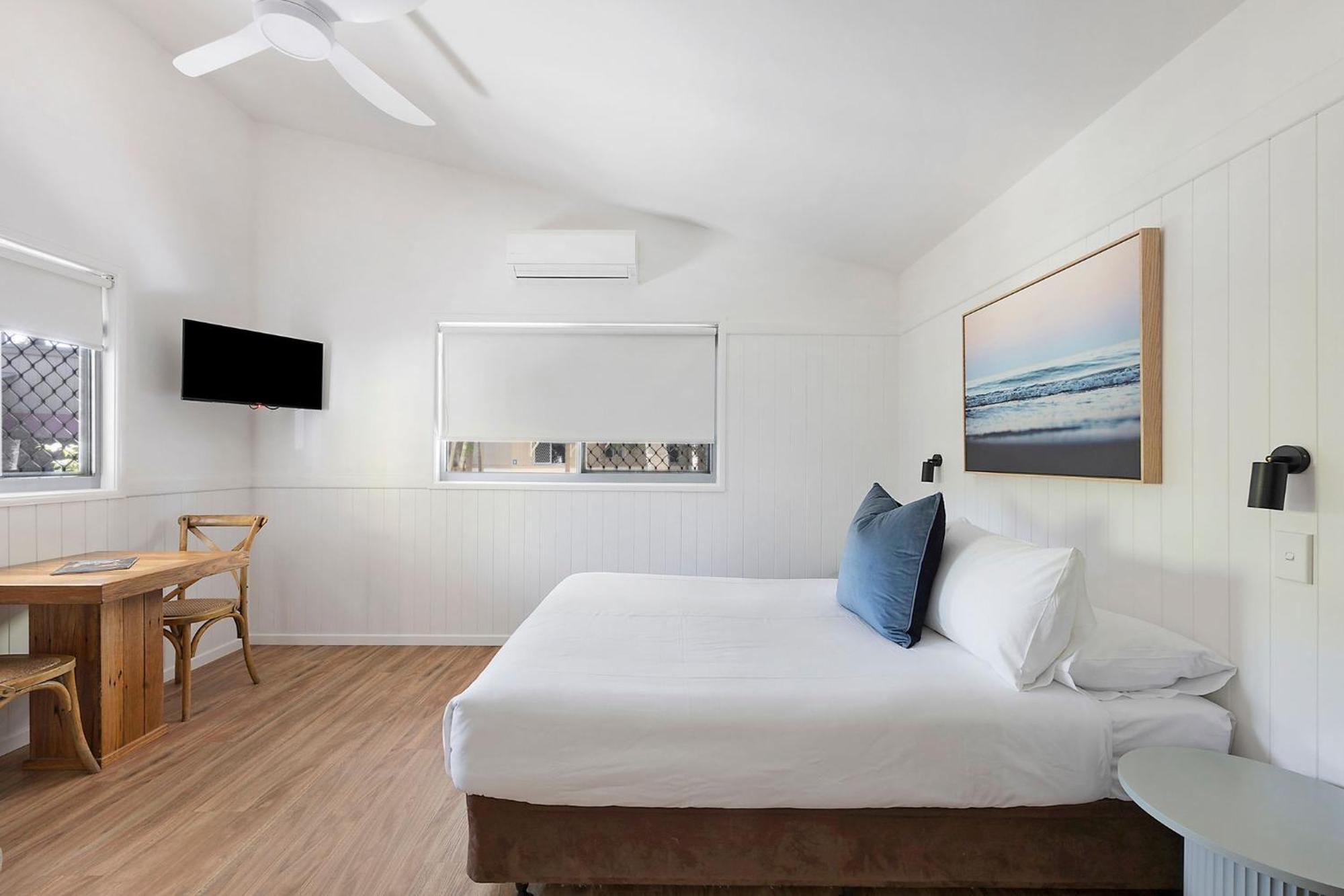 Standard Cabin - Sleeps 2
