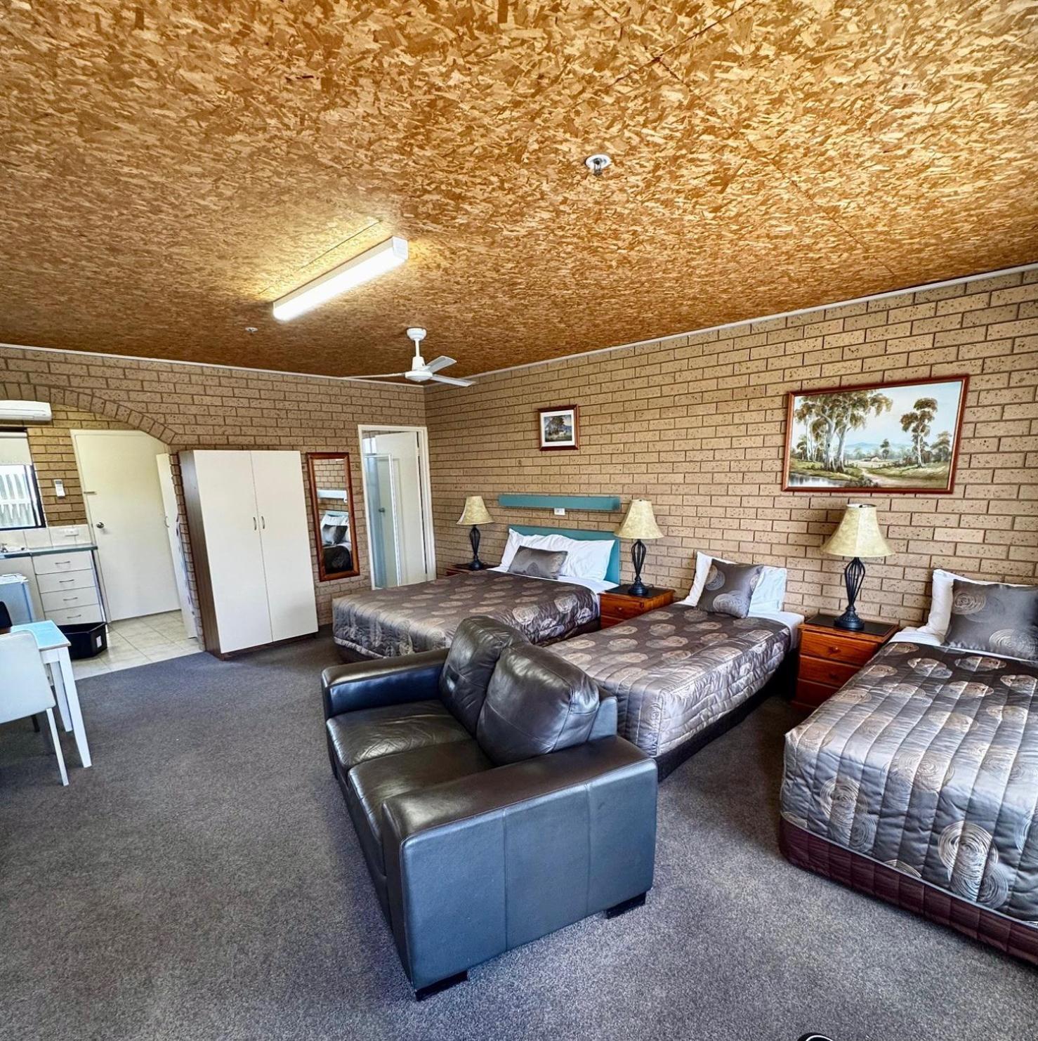 Queen Room