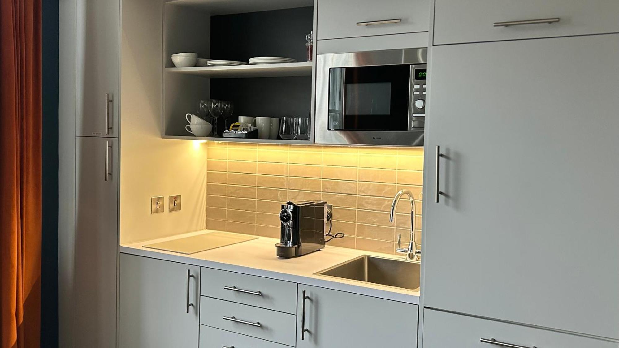 Studio Apartment