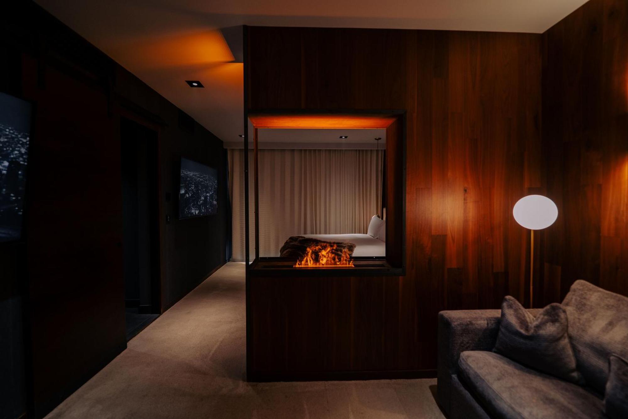 Junior Suite,1743216207:JPEG