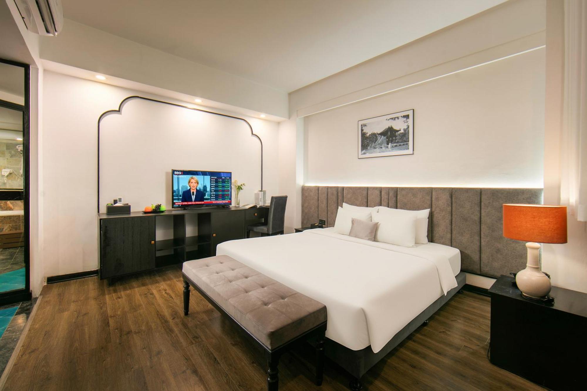 Deluxe Double or Twin Room