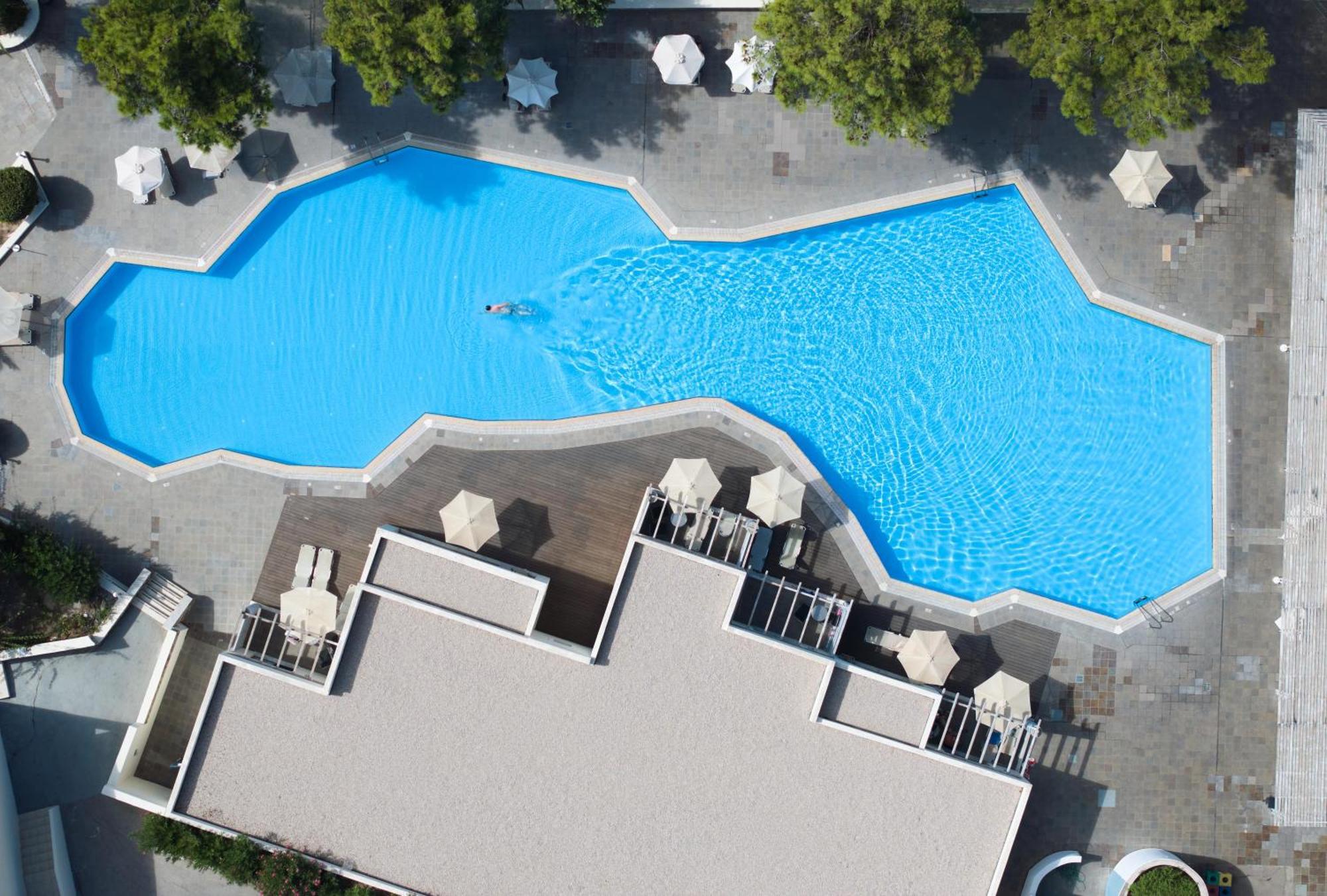 Double or Twin Room with Swimming Pool Access