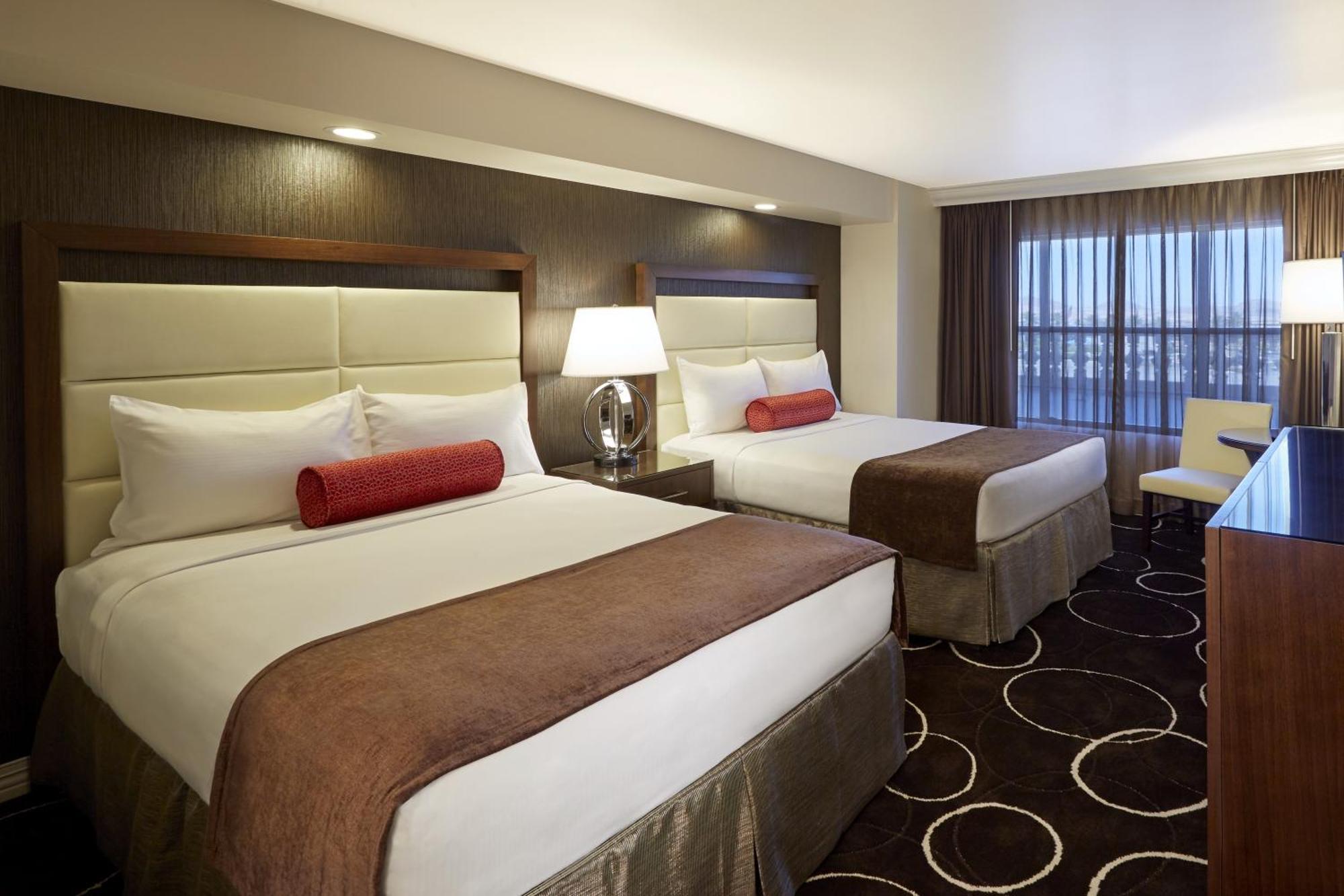Deluxe Room Bed Type Assigned at Check
