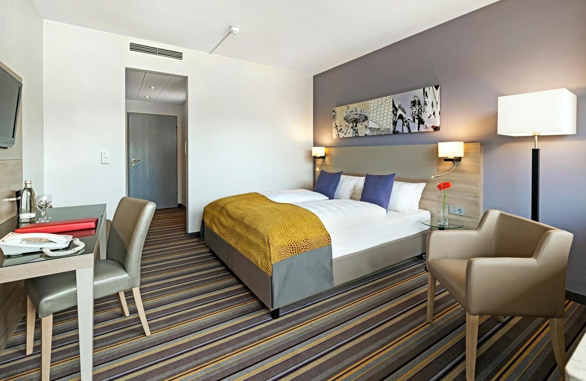 Comfort Triple Room