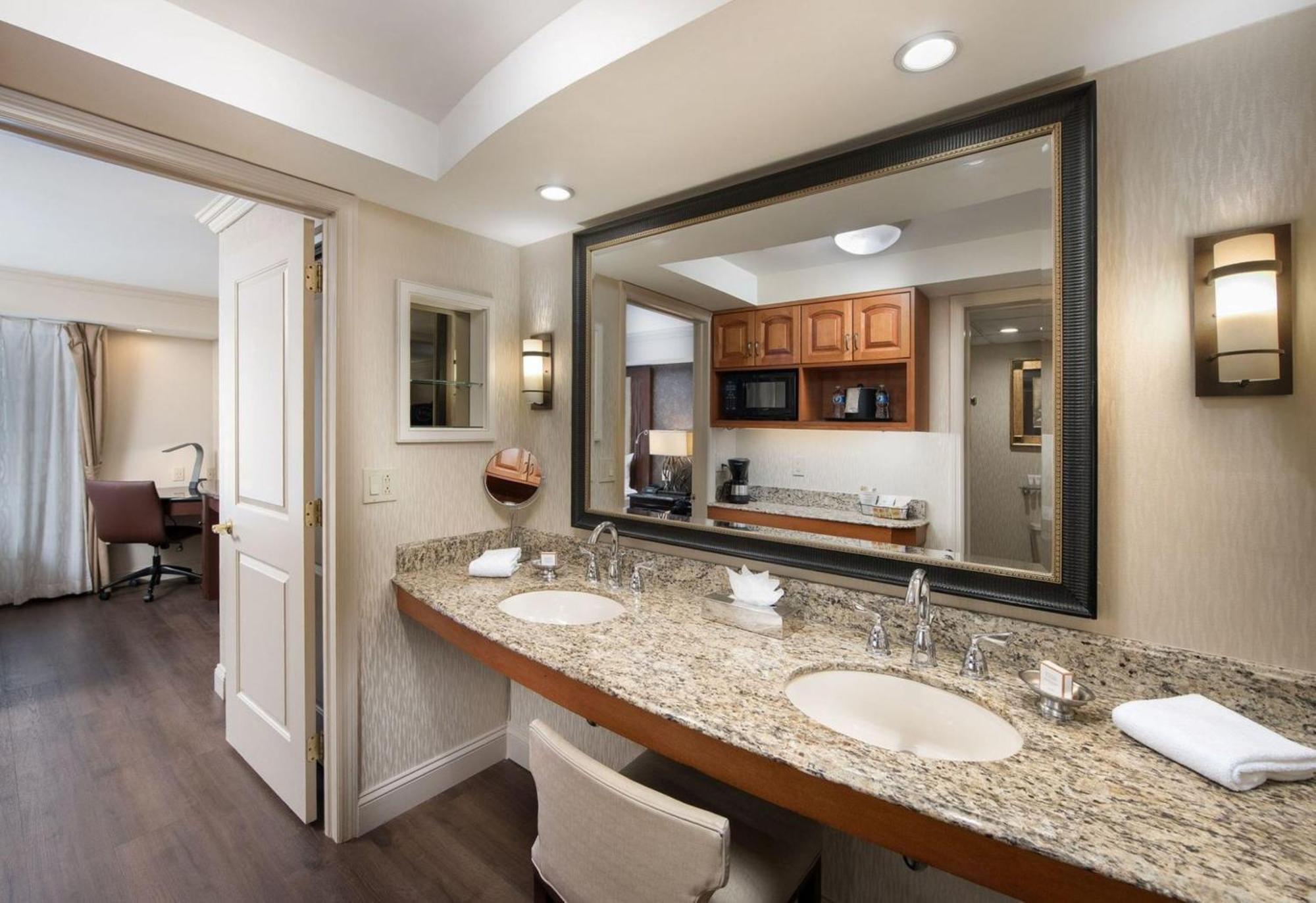 King Suite with Work Desk