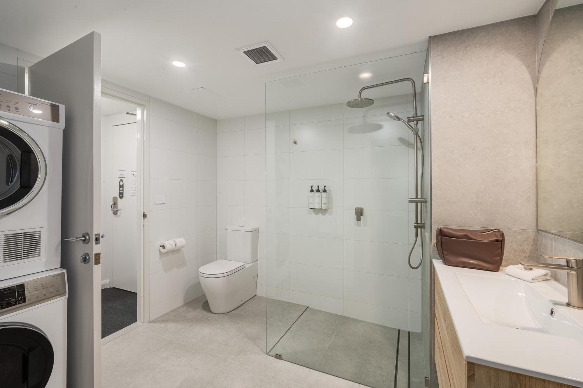 Two-Bedroom Deluxe Apartment