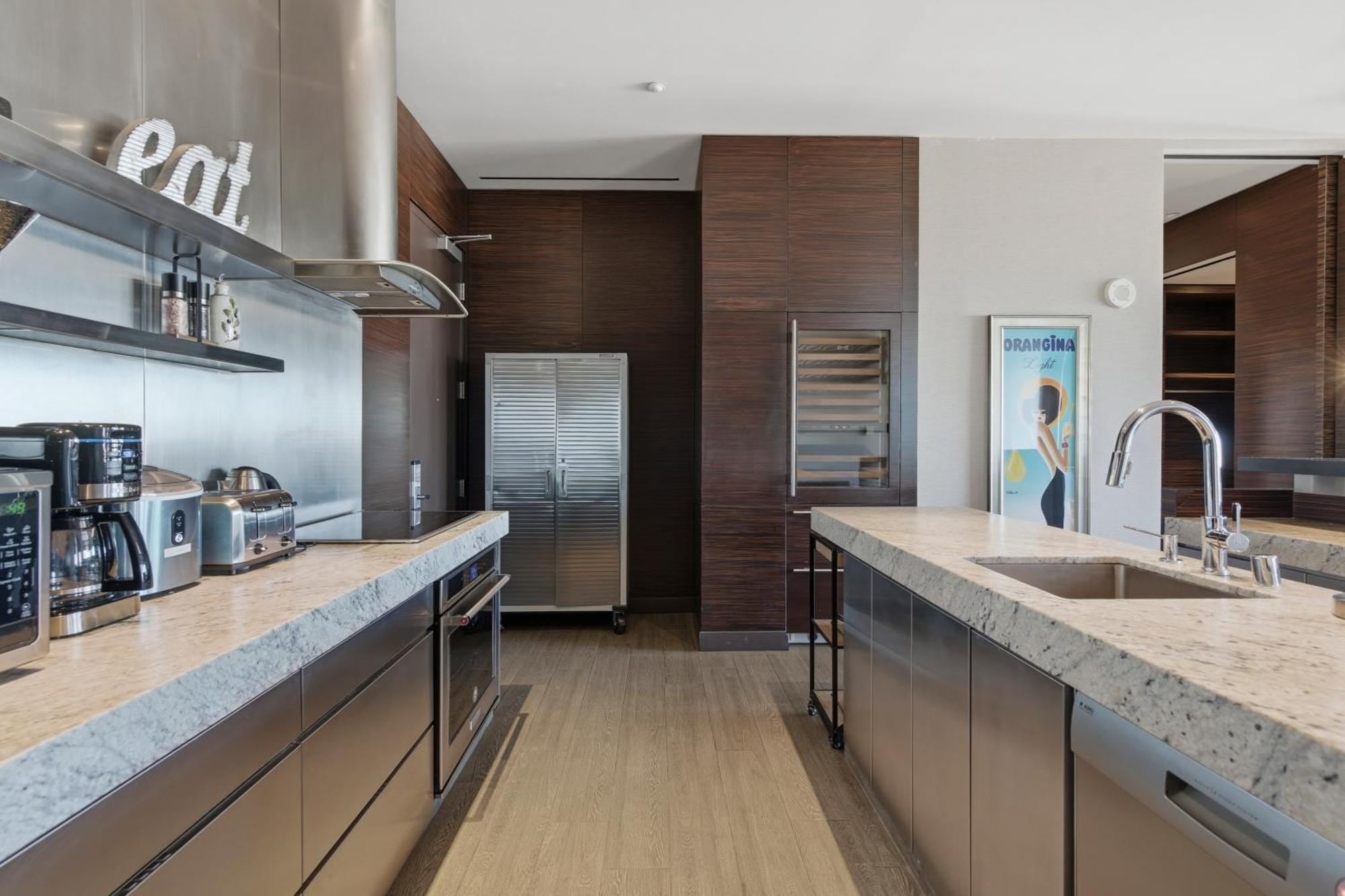 Skyline Playboy‑Style 3300sqft Penthouse | Full Strip View & Private Balcony
