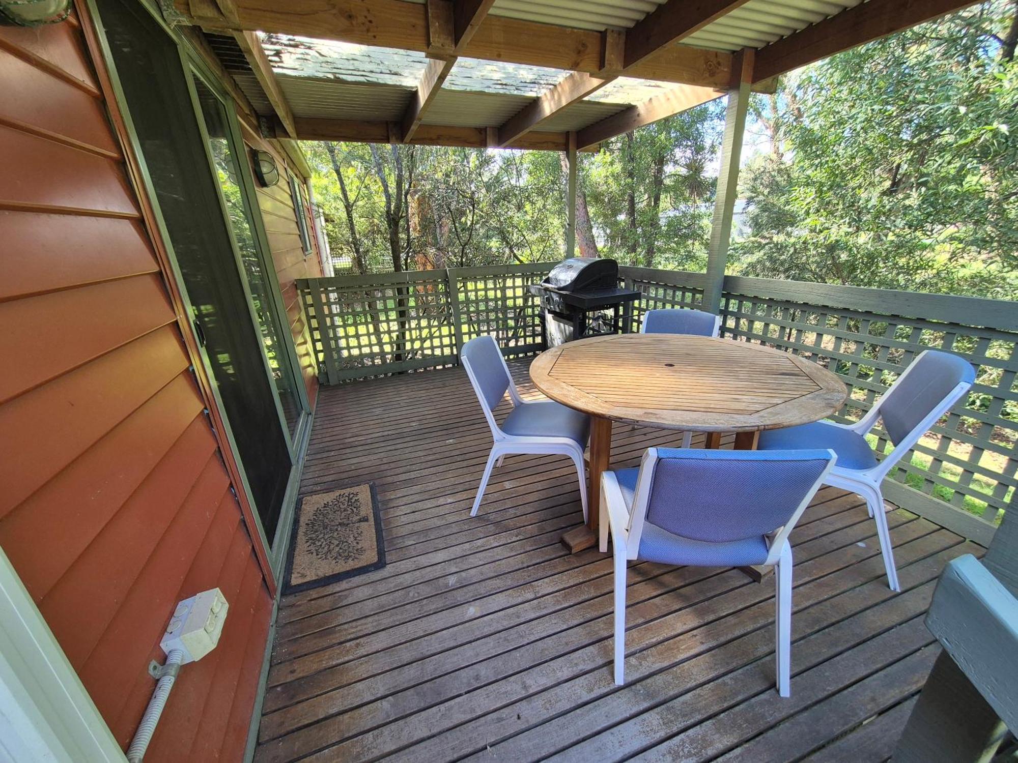 Jacaranda Cabin