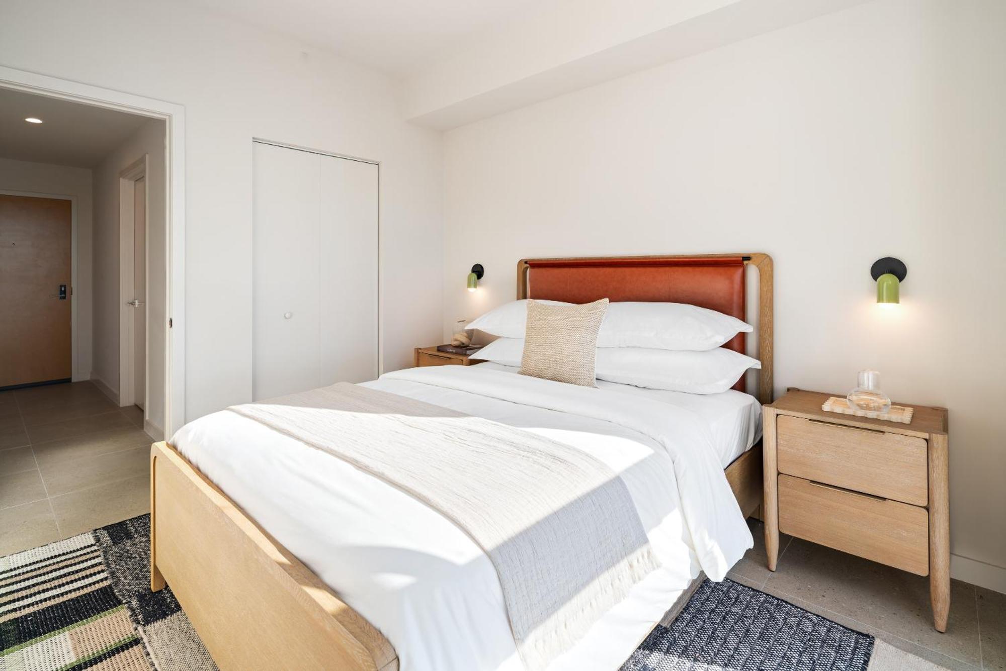 Deluxe Two Bedroom King Suite