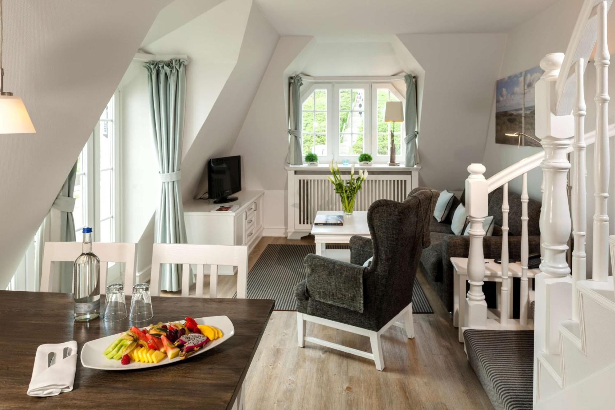 Family Suite,1756393751:JPEG