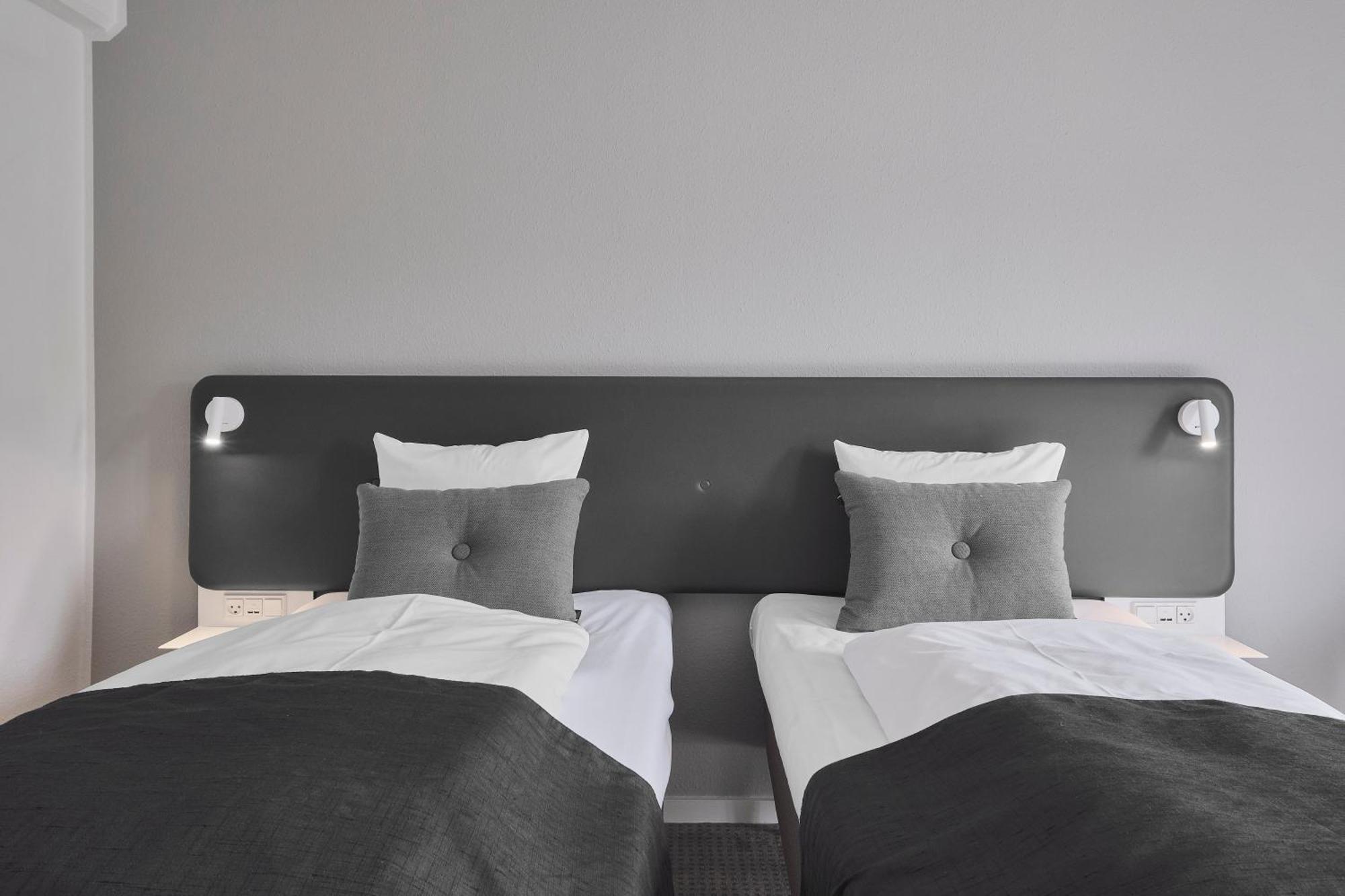Standard Twin Room Non-Smoking