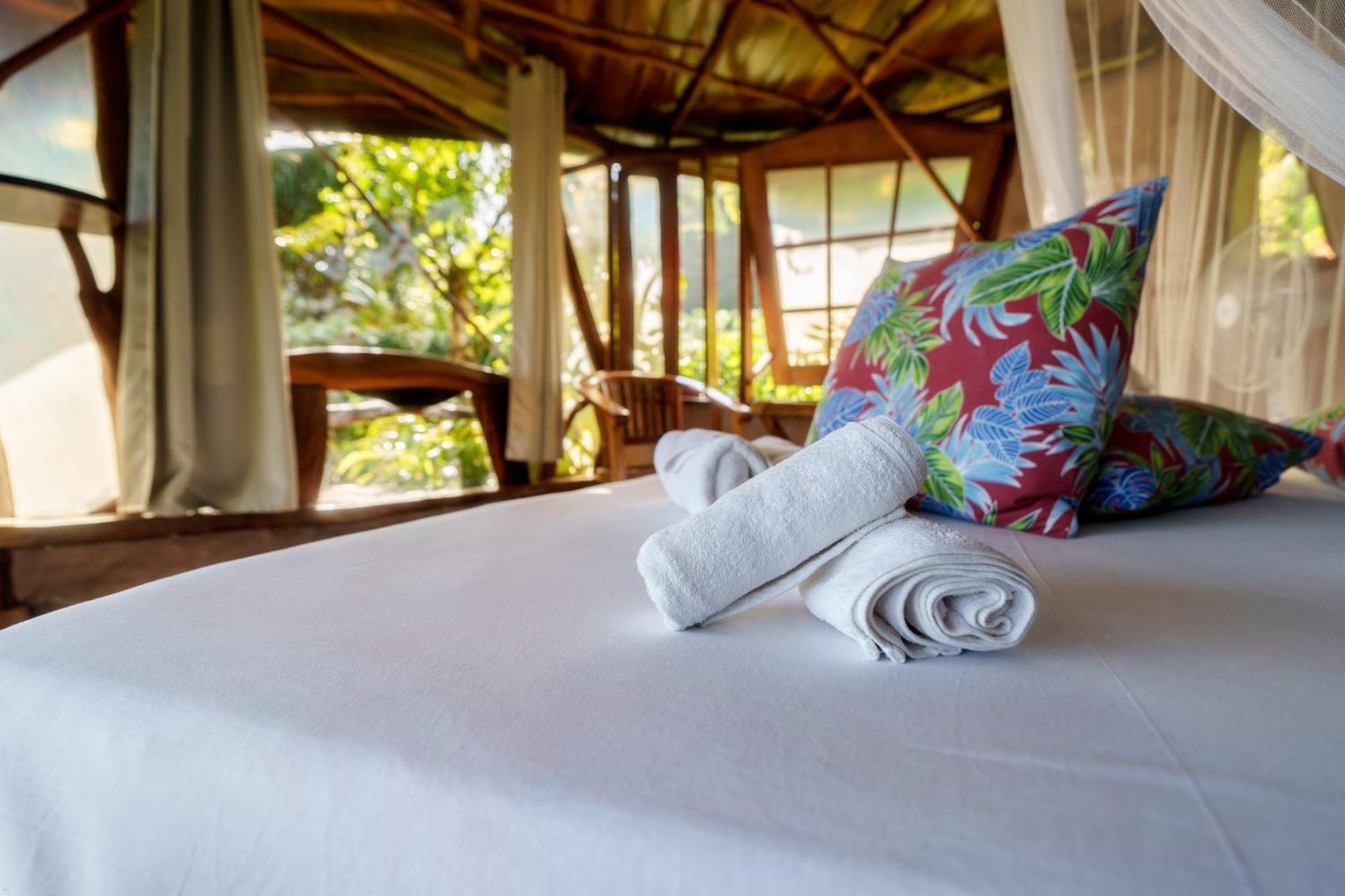 Haari Bungalow mit Terrasse
