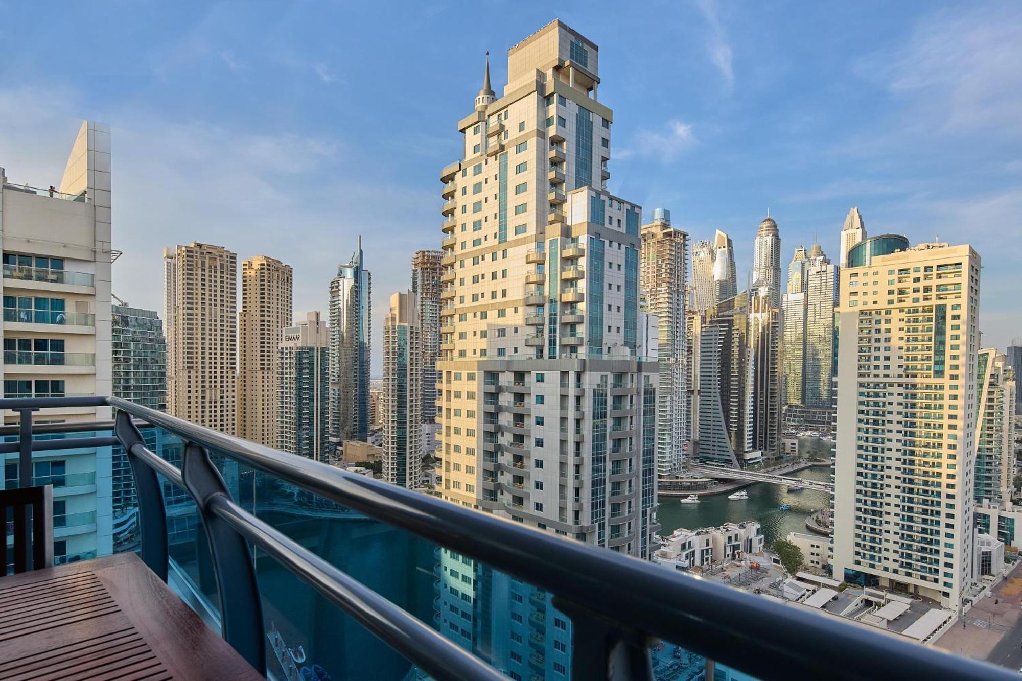 Two-Bedroom Premium Apartment Marina View