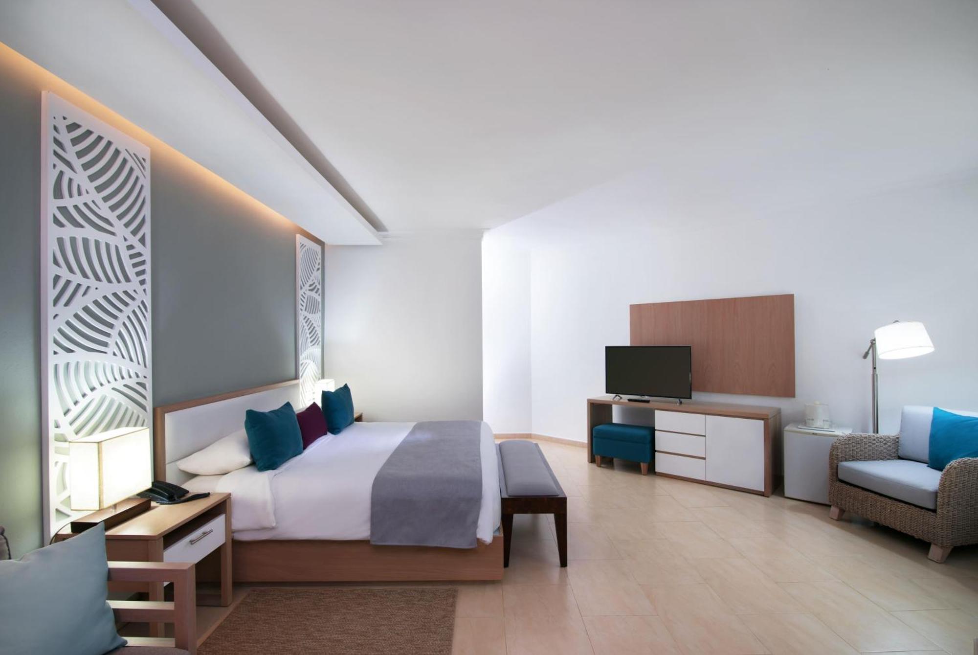 Premium Junior Suite mit Kingsize-Bett und Gartenblick