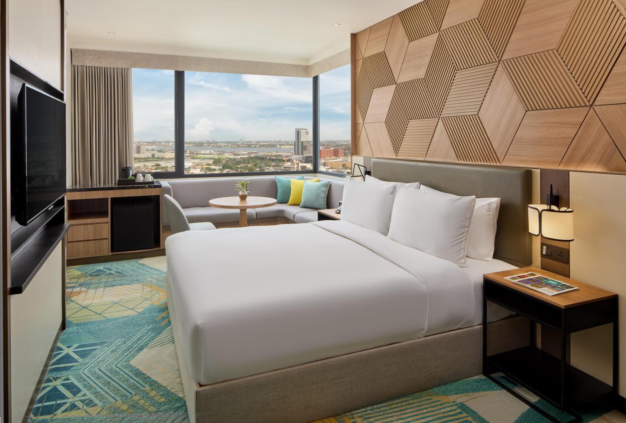 Premium King Room